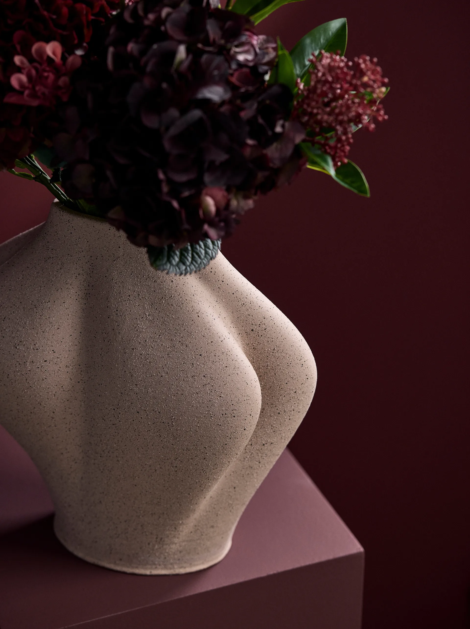 Saltare vaso, Rosa, Ø13,8x30 cm AYTM