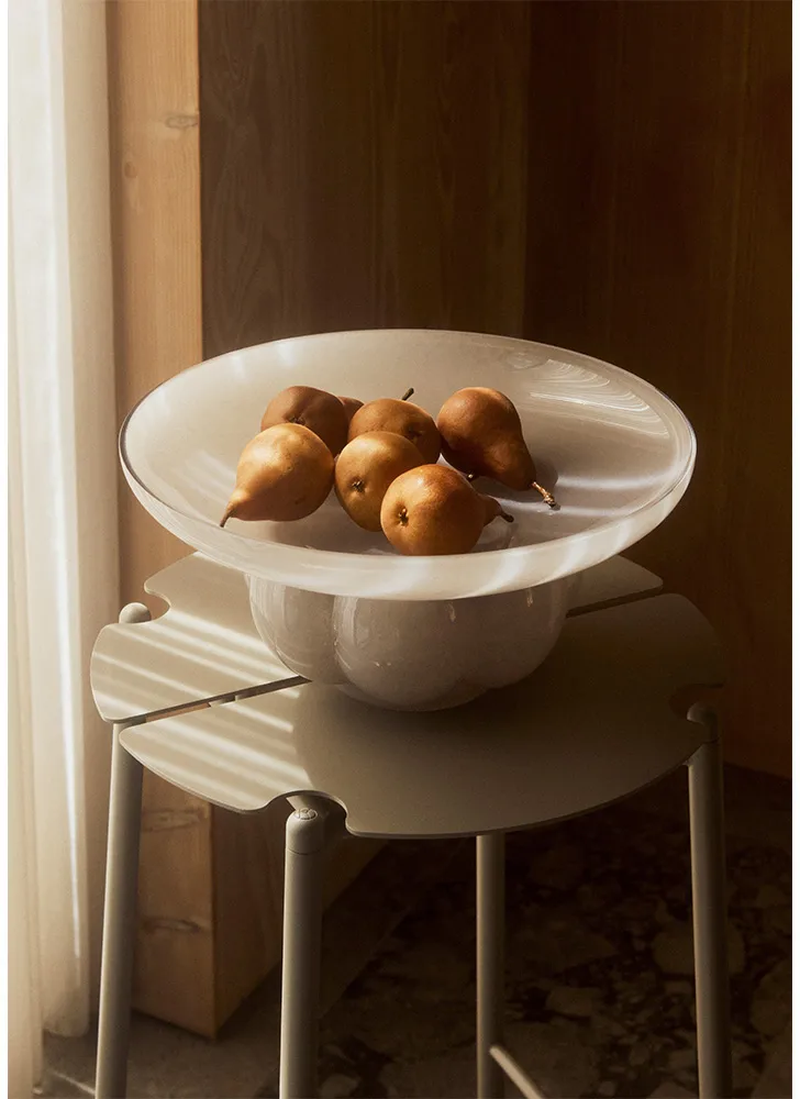 Uva tigela de vidro, Pomba AYTM