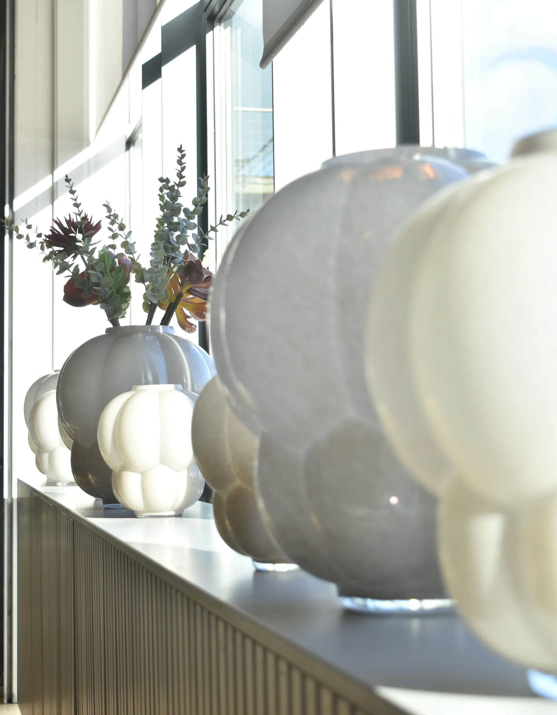 Uva vaso 35 cm, Cinza claro AYTM