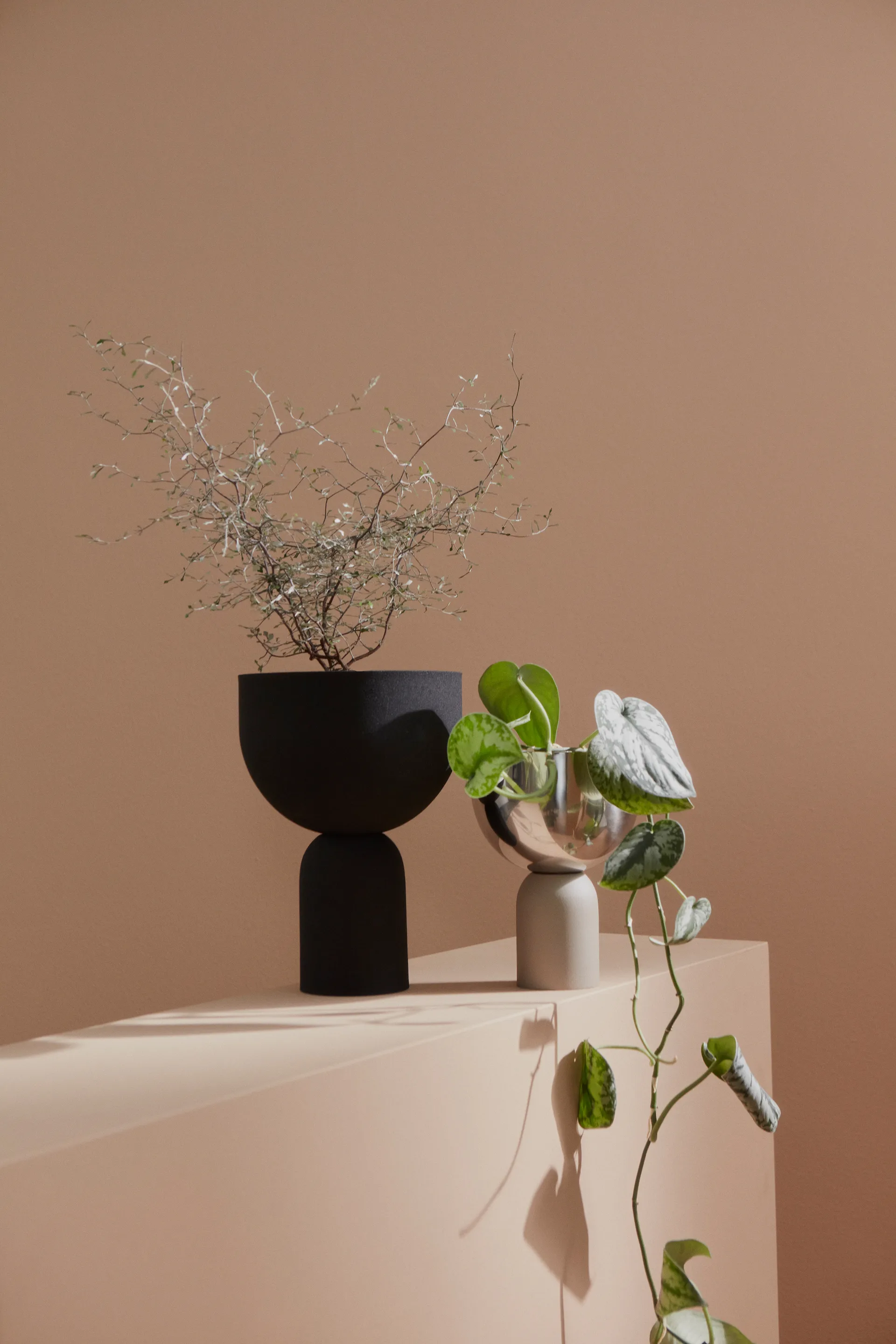 Vaso de flores Torus Ø22 cm, Preto-preto AYTM