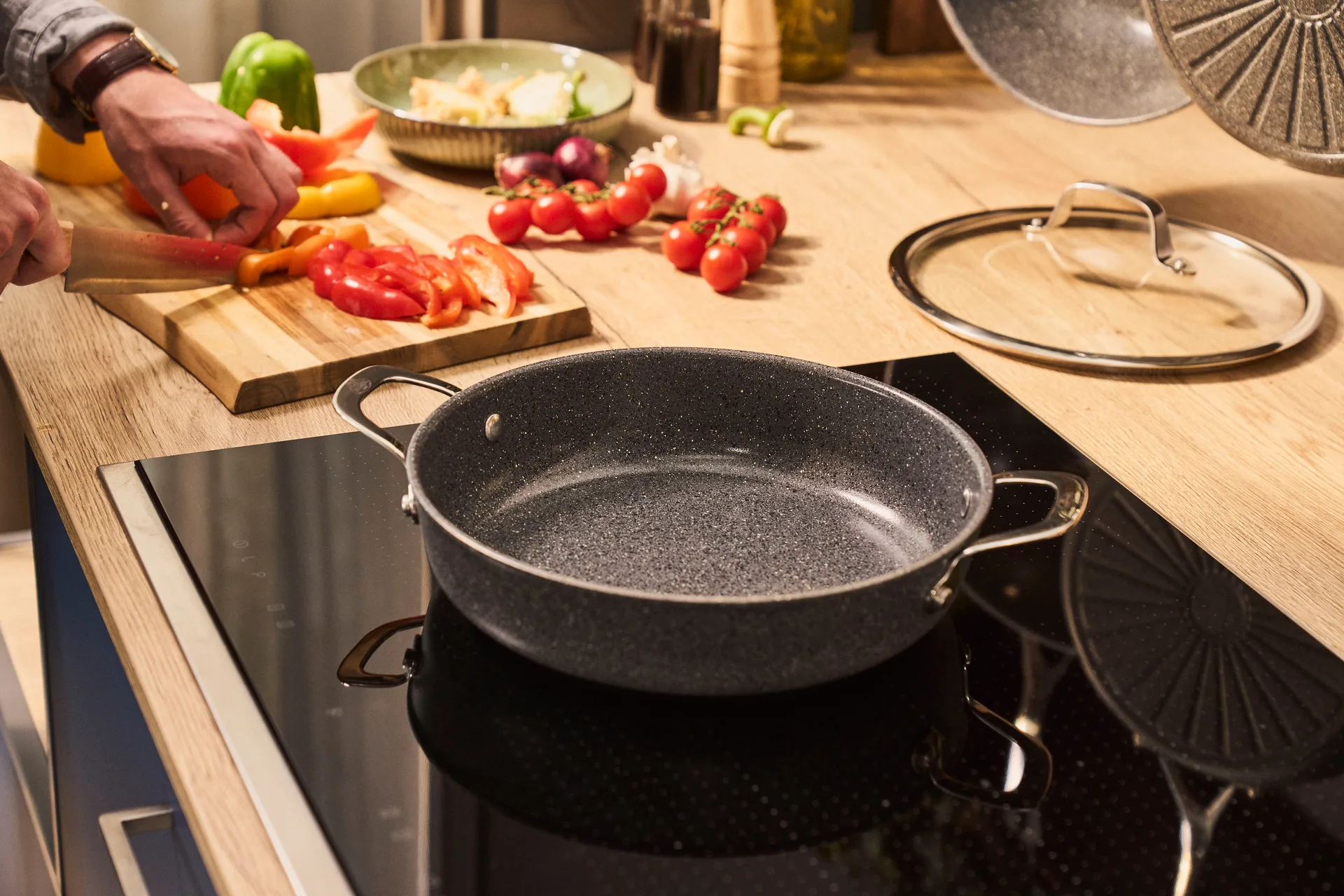 Salina Ceramic Granit frigideira de servir com tampa de vidro, 28 cm Ballarini