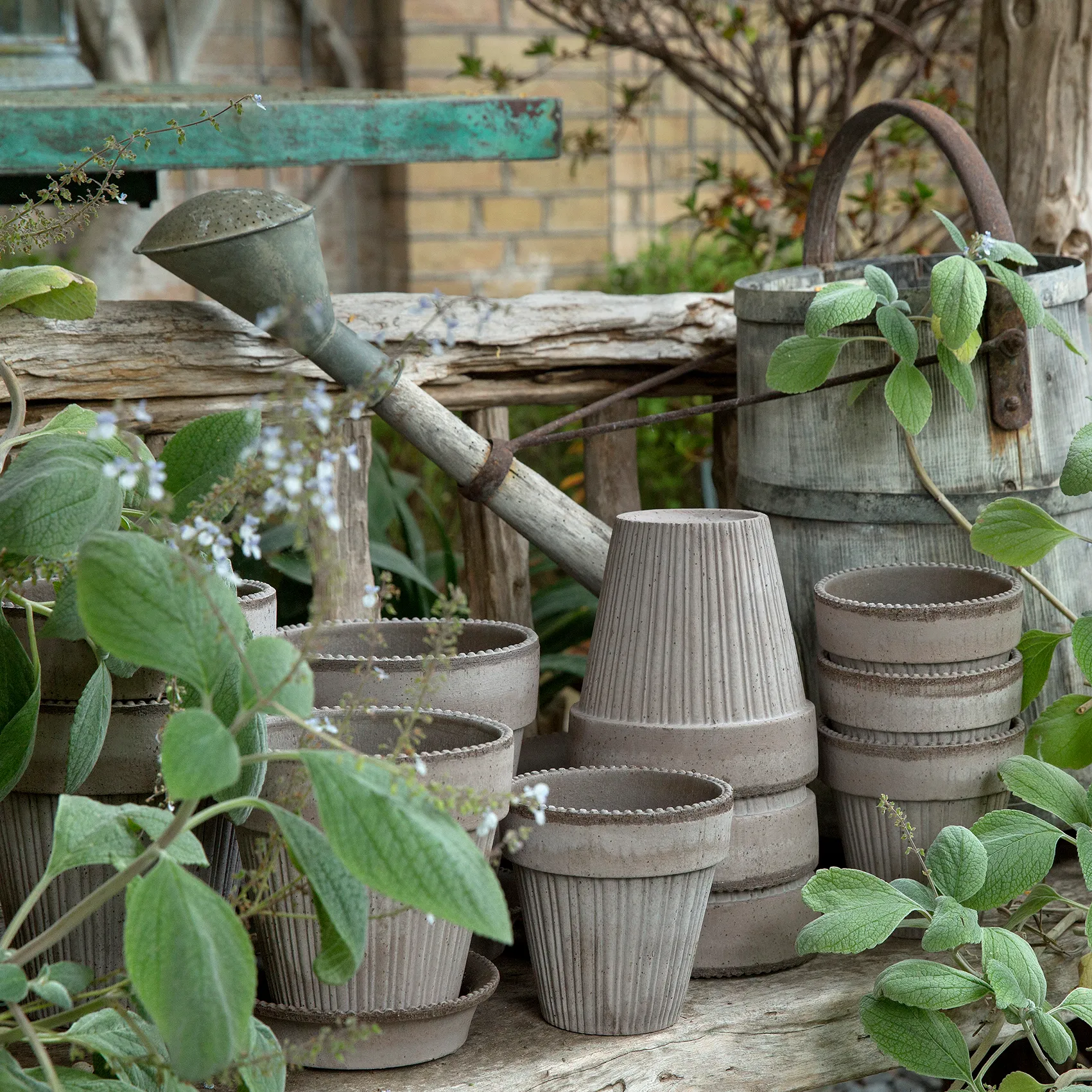 Simona pote de flores Ø18 cm, cinza Bergs Potter