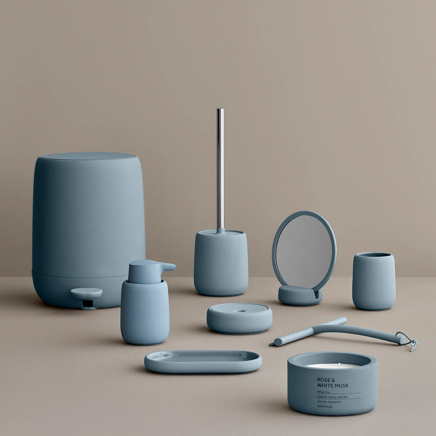 Espelho de mesa Sono Vanity Ø17 cm, Ashley blue blomus