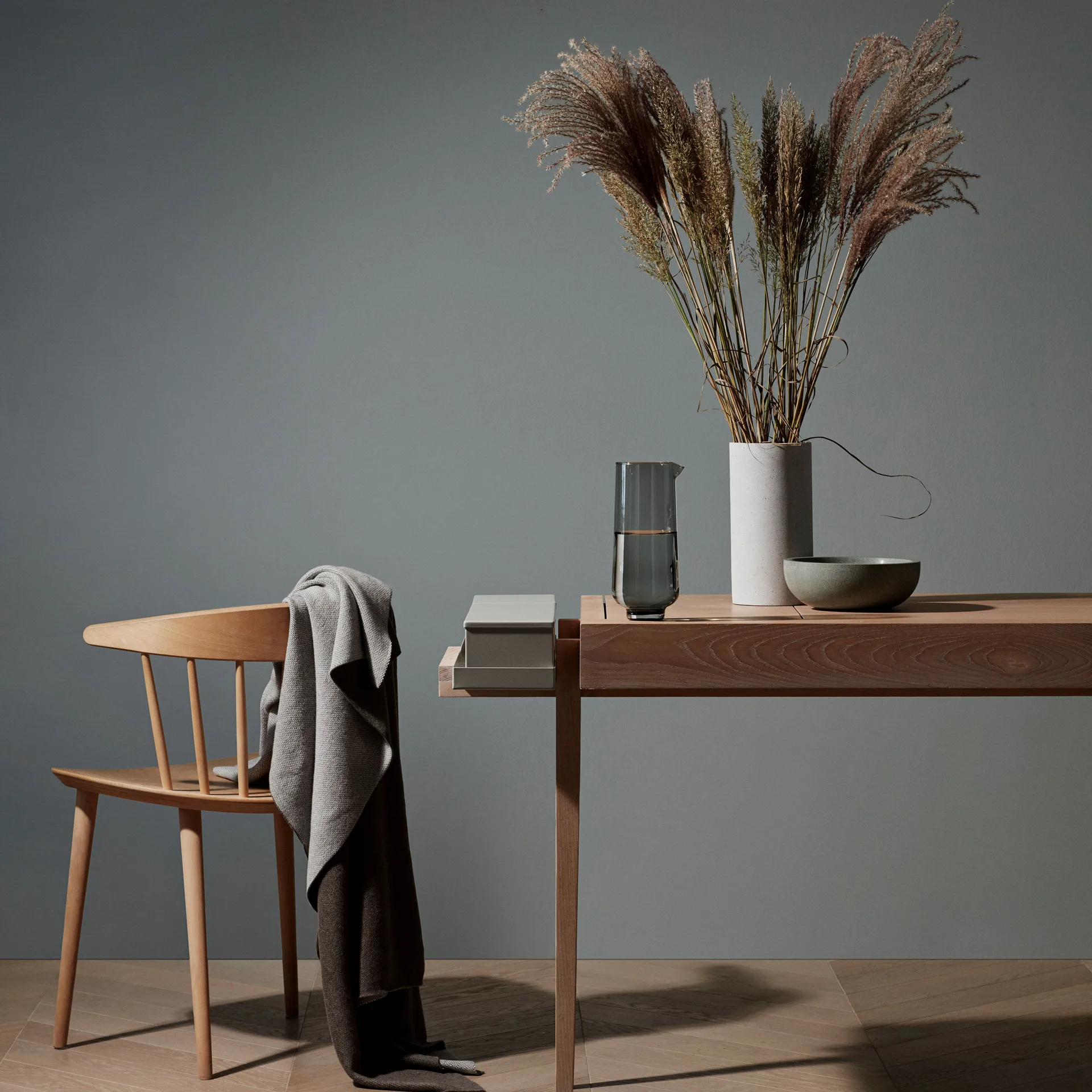 Jarro de água Flow 1,1 L, Smoke blomus