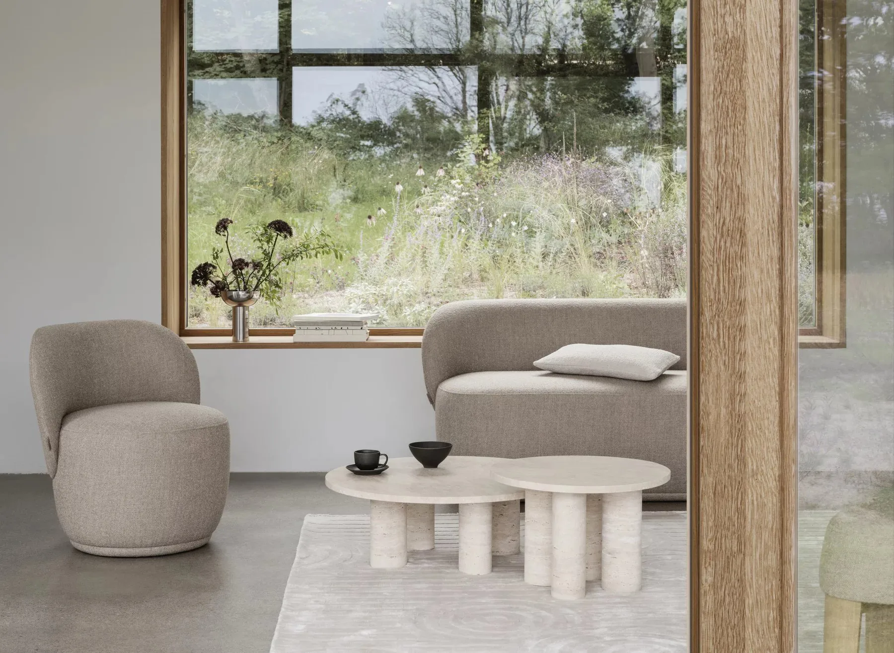 Mesa de centro Volos L Ø75 cm, Travertine blomus