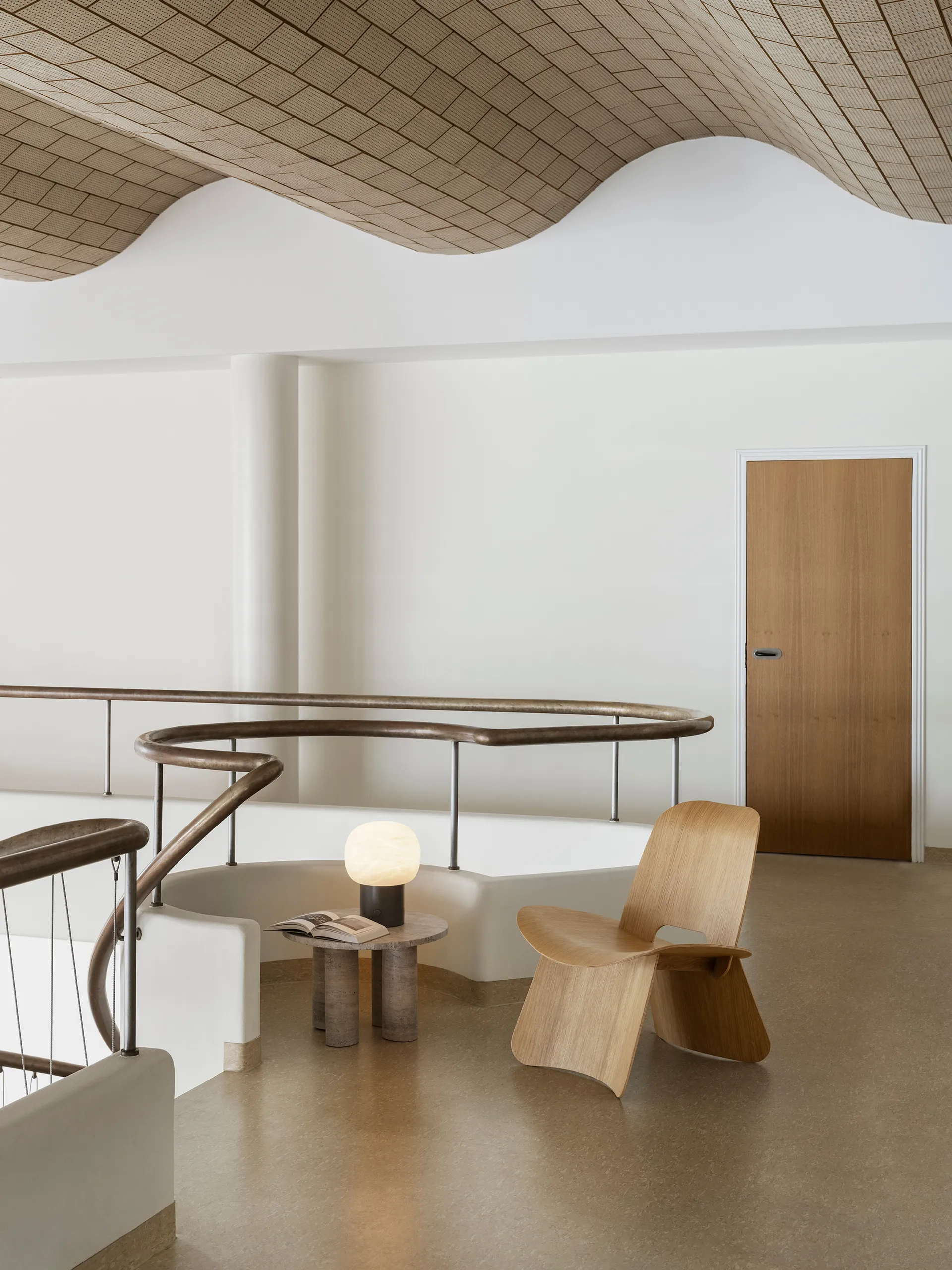 Nagomi cadeira, Contraplacado oleado blomus