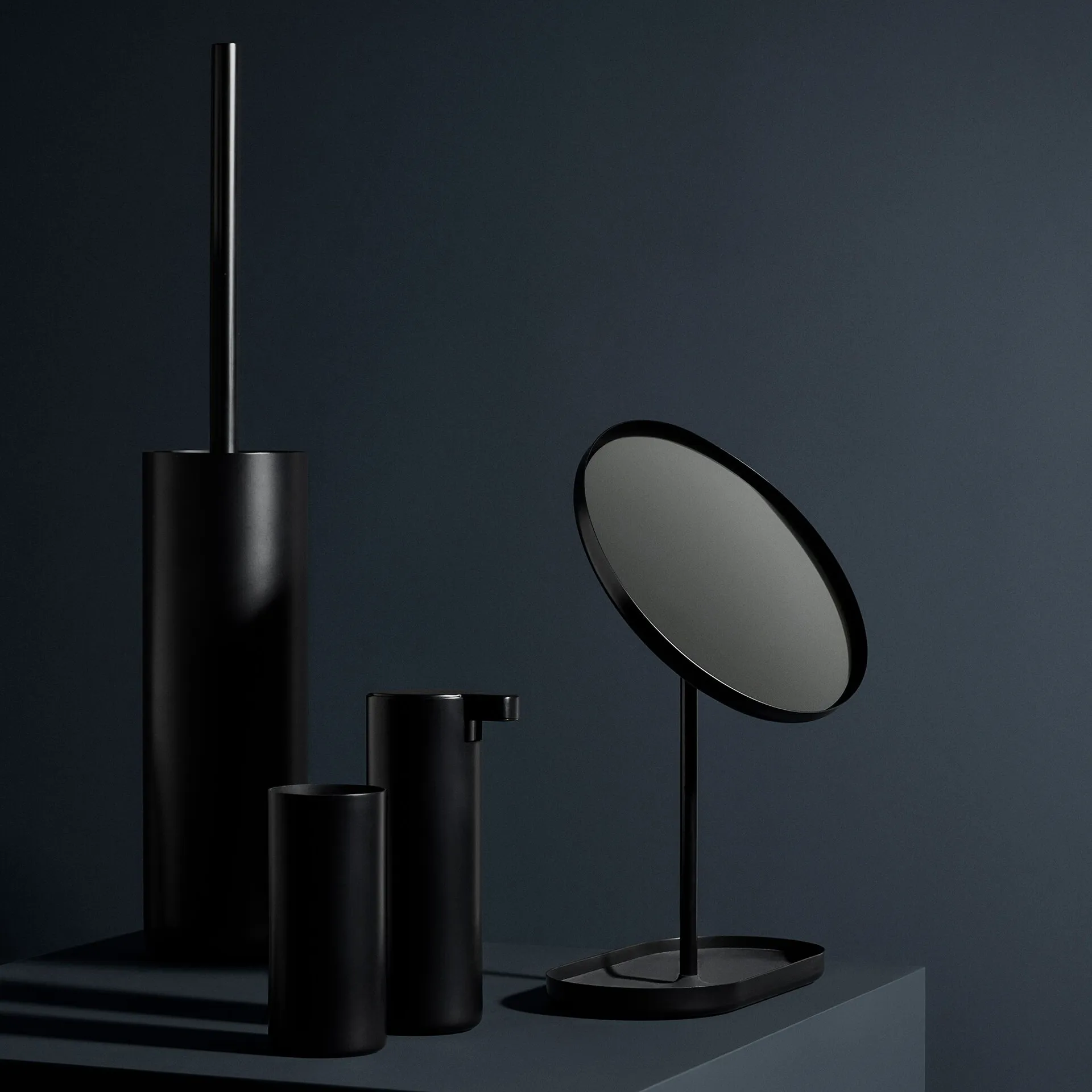 Piaçaba Modo, Preto blomus