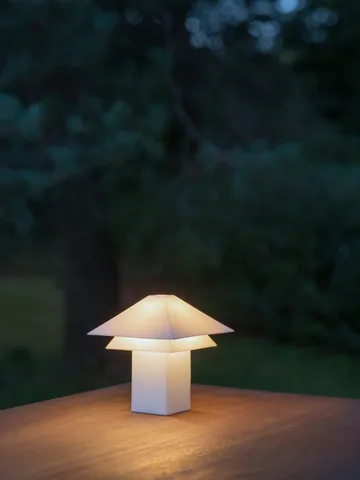 Sanaka candeeiro de mesa portátil - Branco - blomus