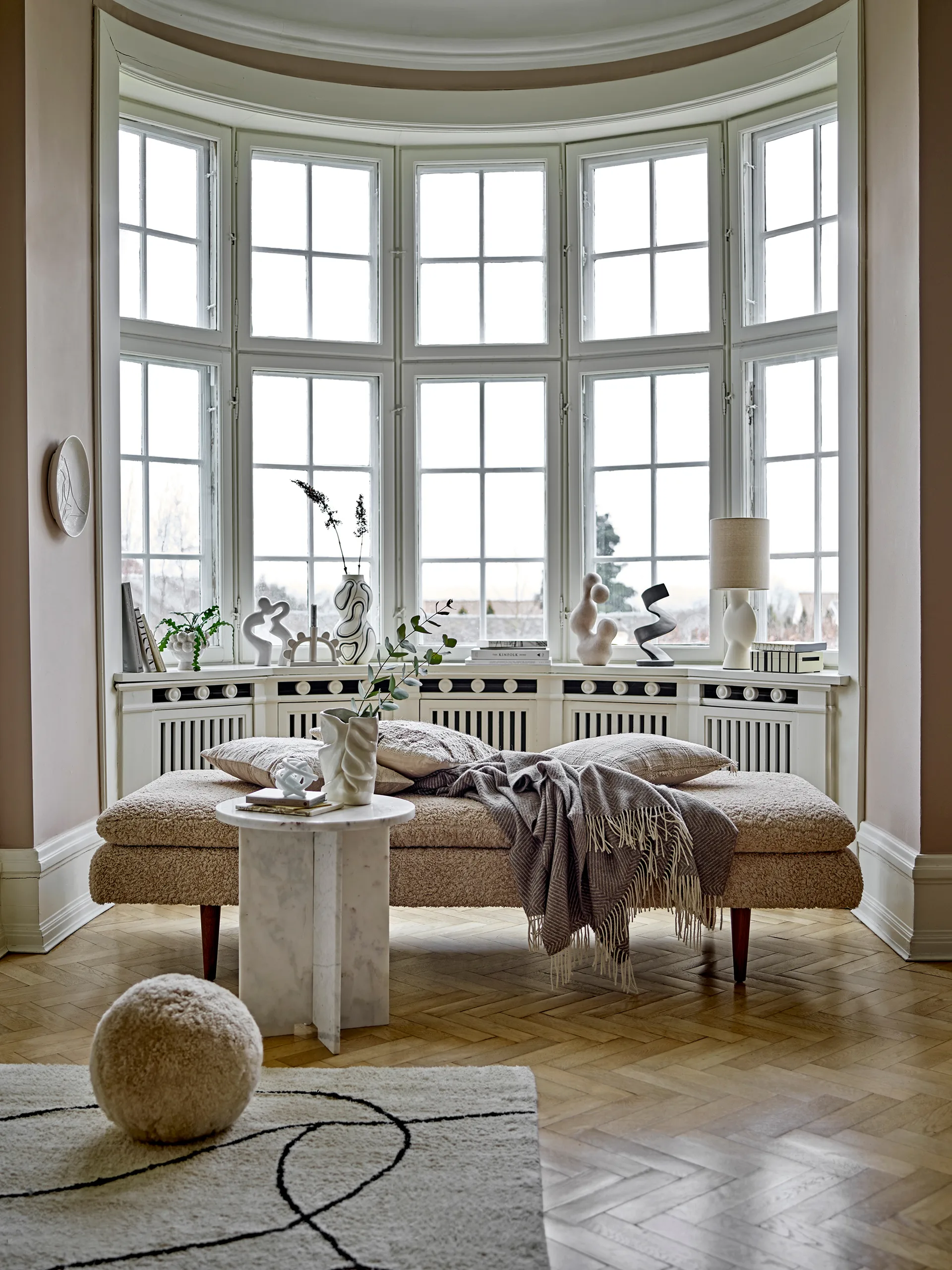 Almofada Betsy lã de ovelha Ø30 cm, Branco Bloomingville