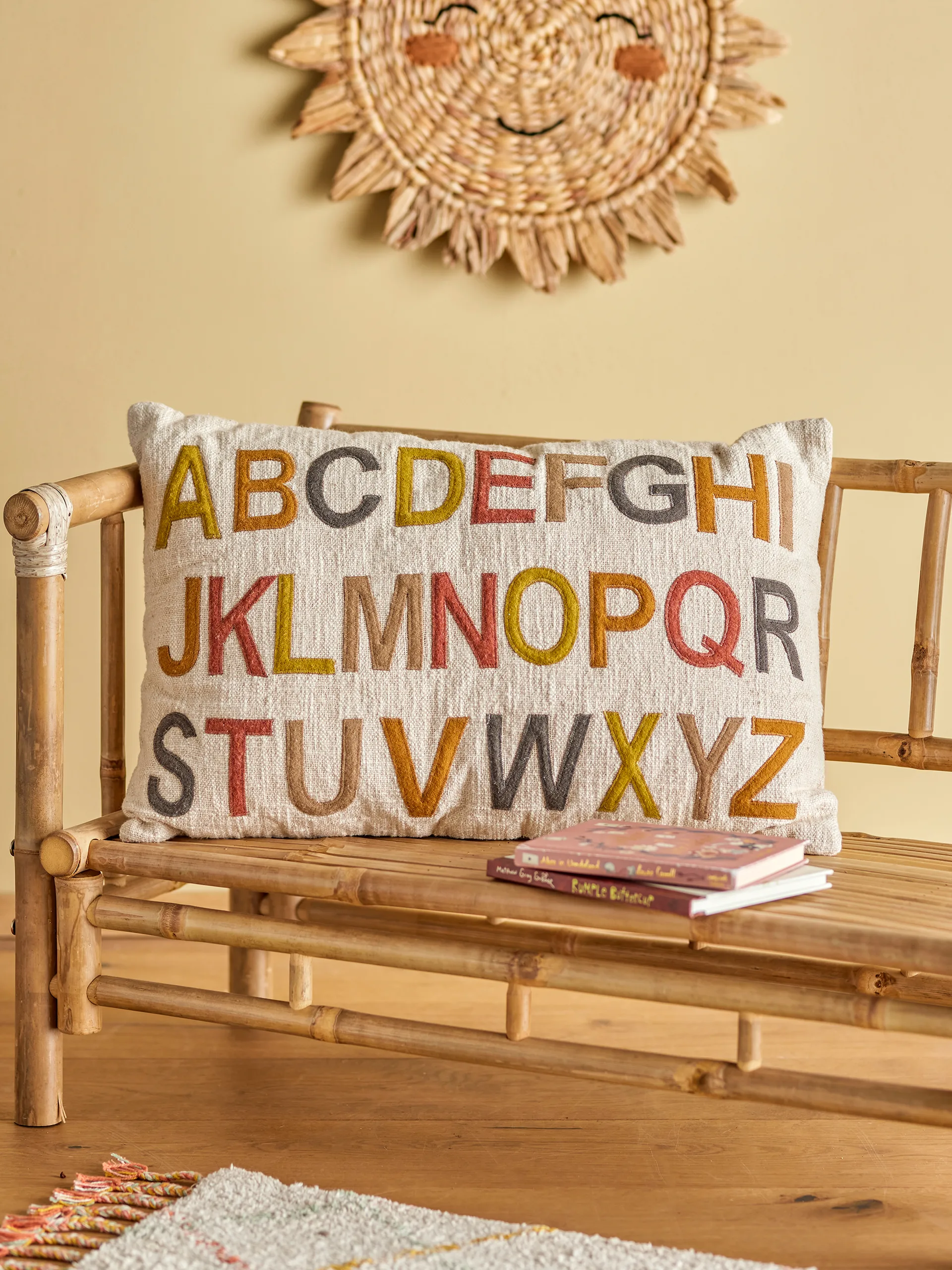 Almofada Lexi alphabet 40x60 cm, Nature-multi Bloomingville