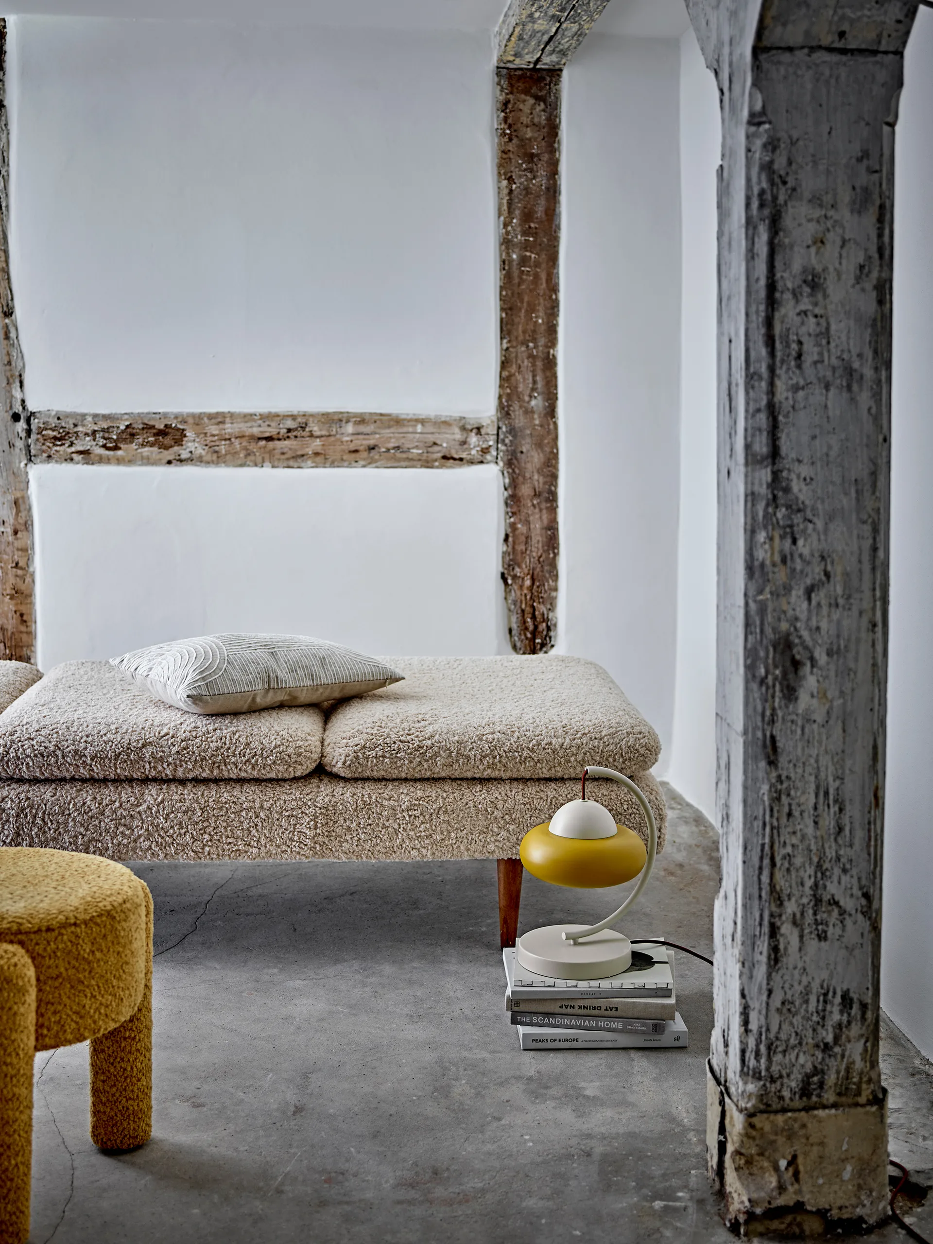 Bruno banqueta Ø42 cm, Amarelo Bloomingville