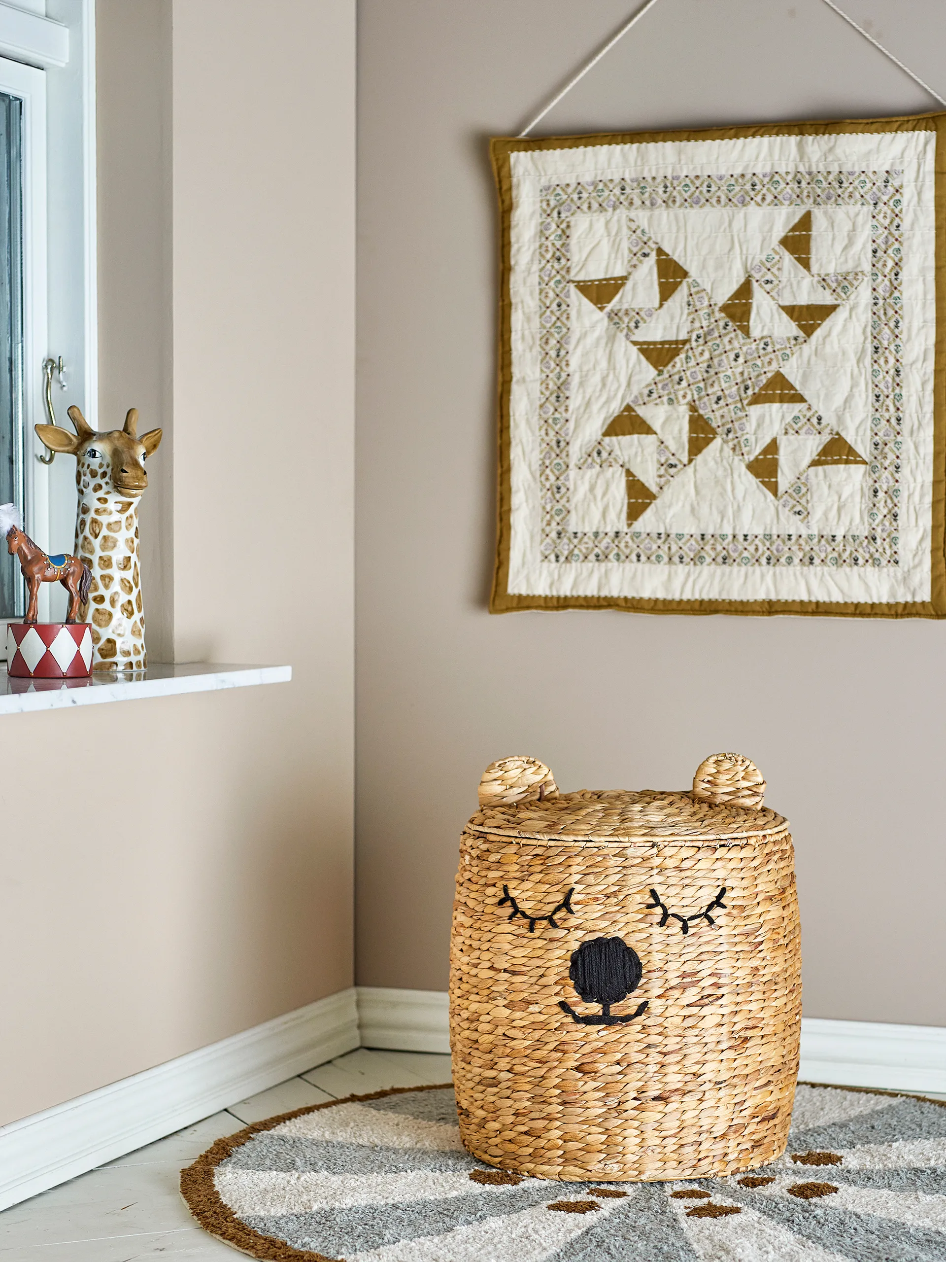 Cesta de armazenamento Dolma com tampa Ø42x50 cm, Natureza Bloomingville