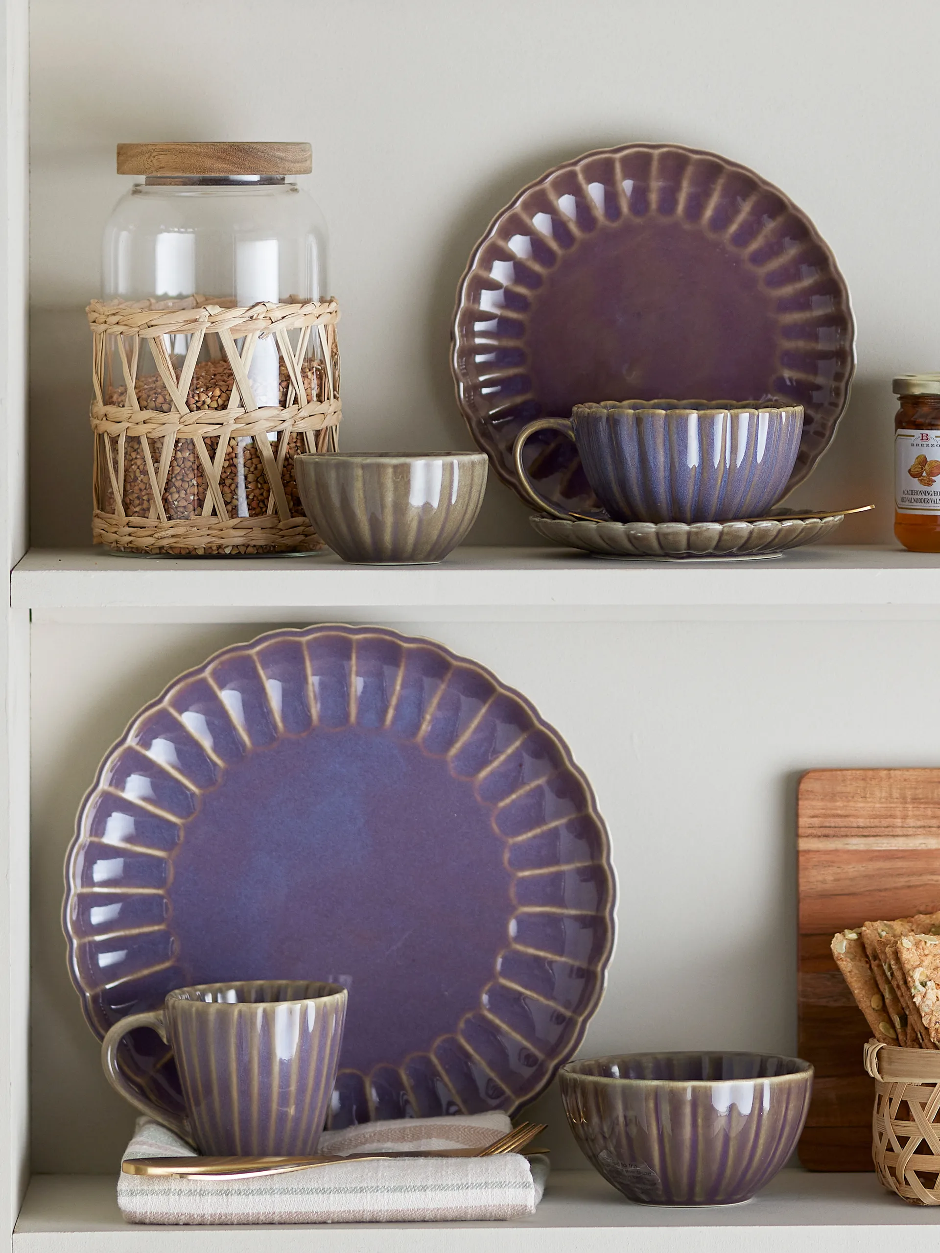 CHávena com pires Latina 22 cl, Purple Bloomingville