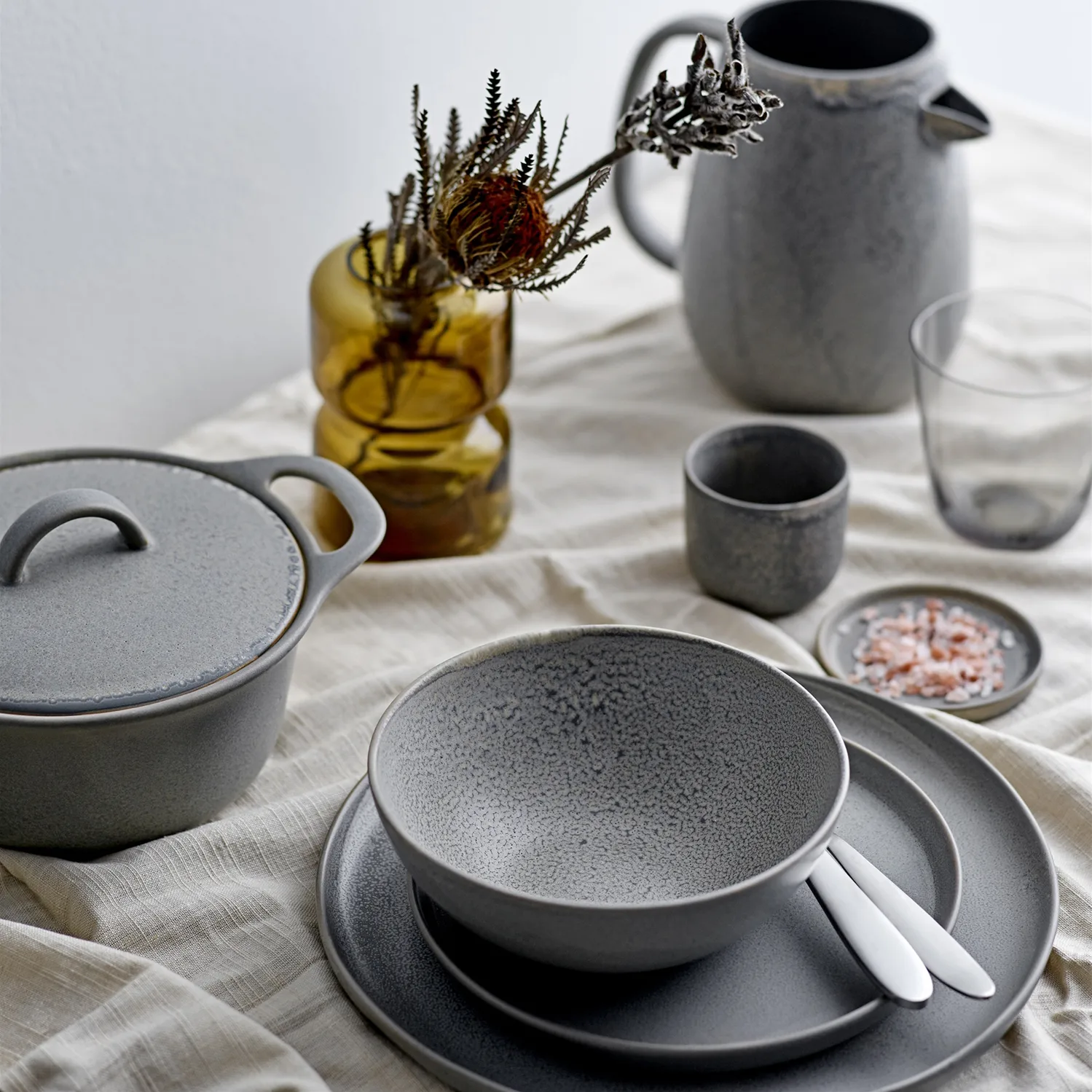 Chávena Kendra stoneware 10 cl, Cinza Bloomingville