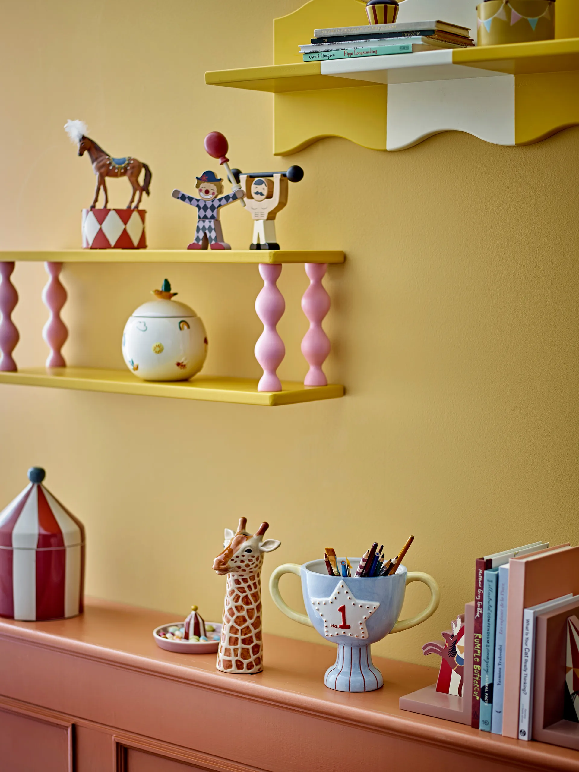 Estante Bibiola 60x21,5 cm, Amarelo Bloomingville