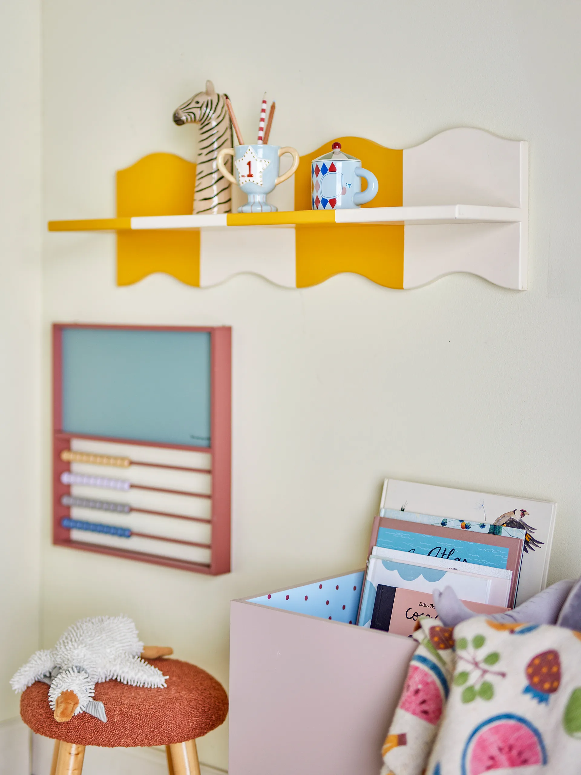 Estante Bubbi 80x22,5 cm, Amarelo Bloomingville