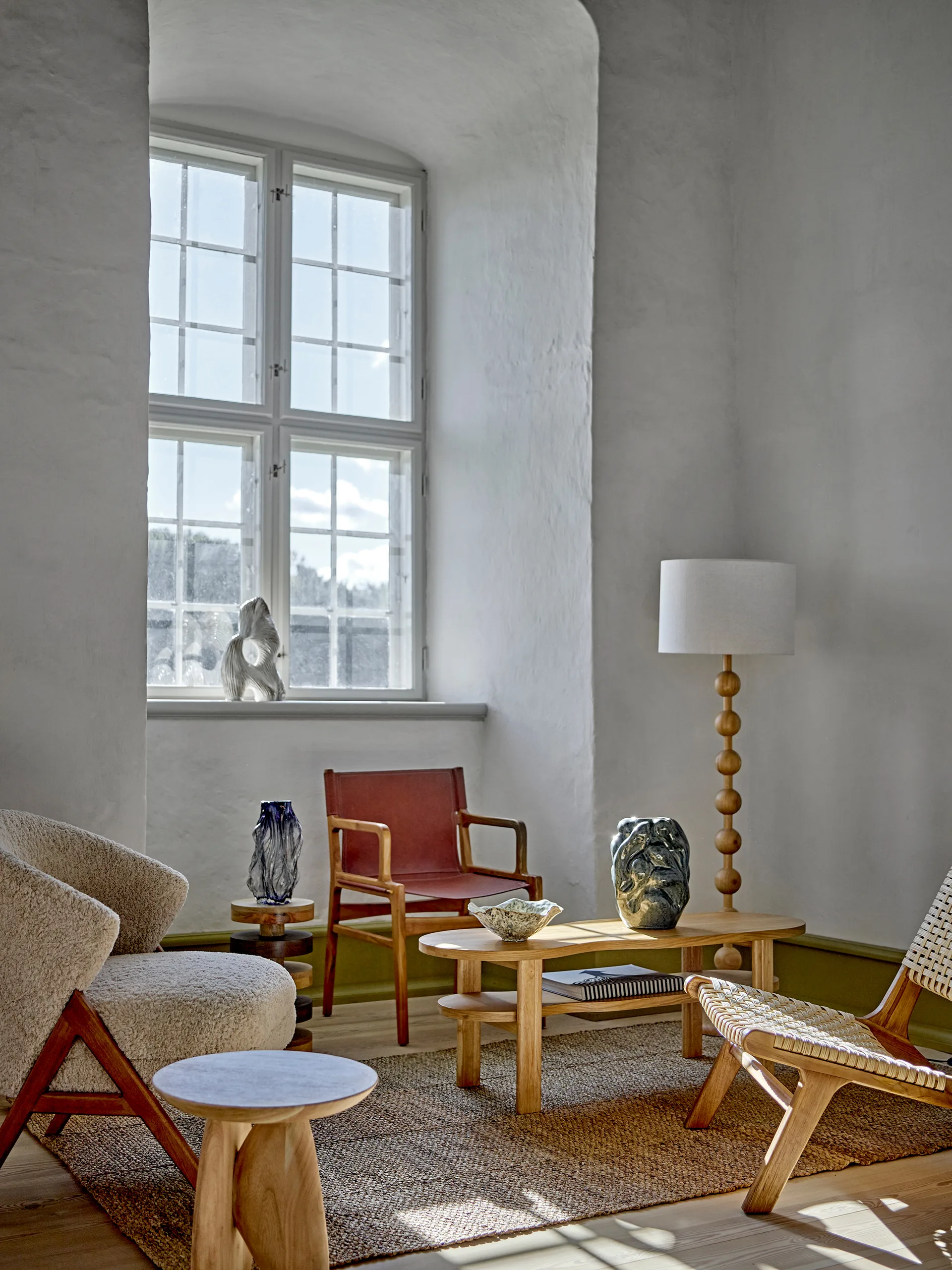 Franka mesa lateral Ø25x46 cm, Castanho Bloomingville