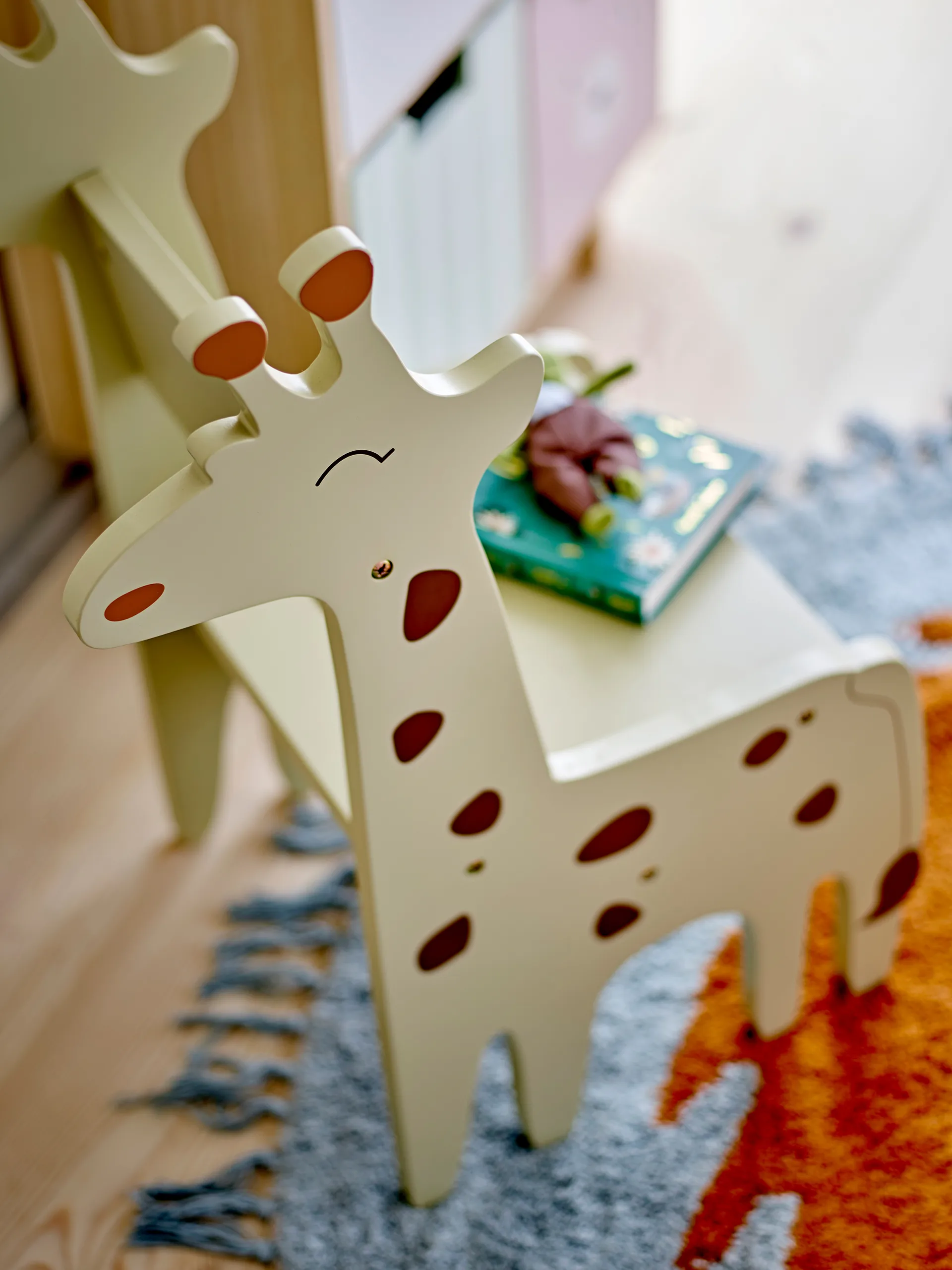 Ibber cadeira, Cinza Bloomingville