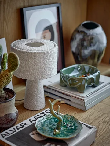 Ilustração Amanda com moldura 32x42 cm - Castanho - Bloomingville