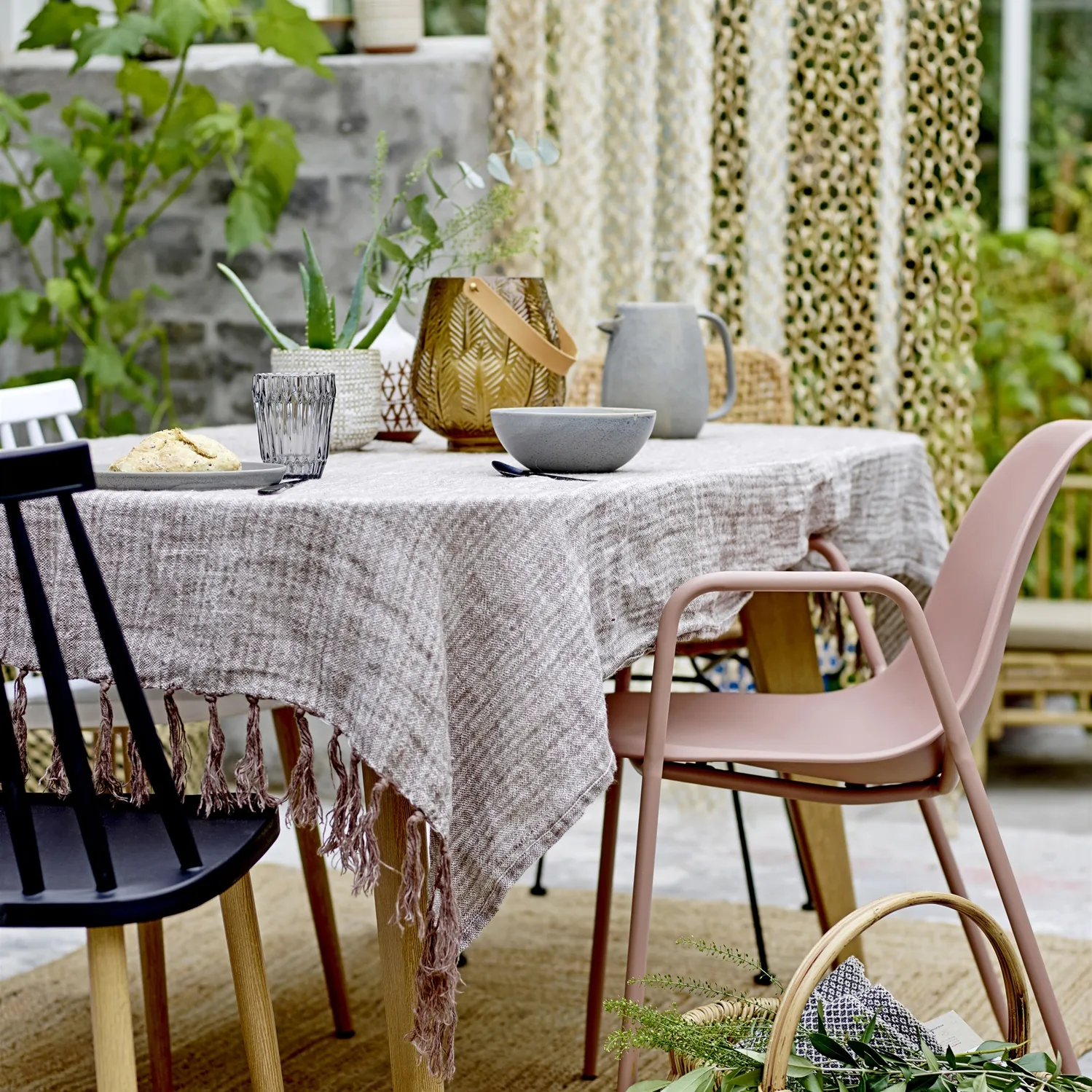 Jarro Kendra, Cinza Bloomingville