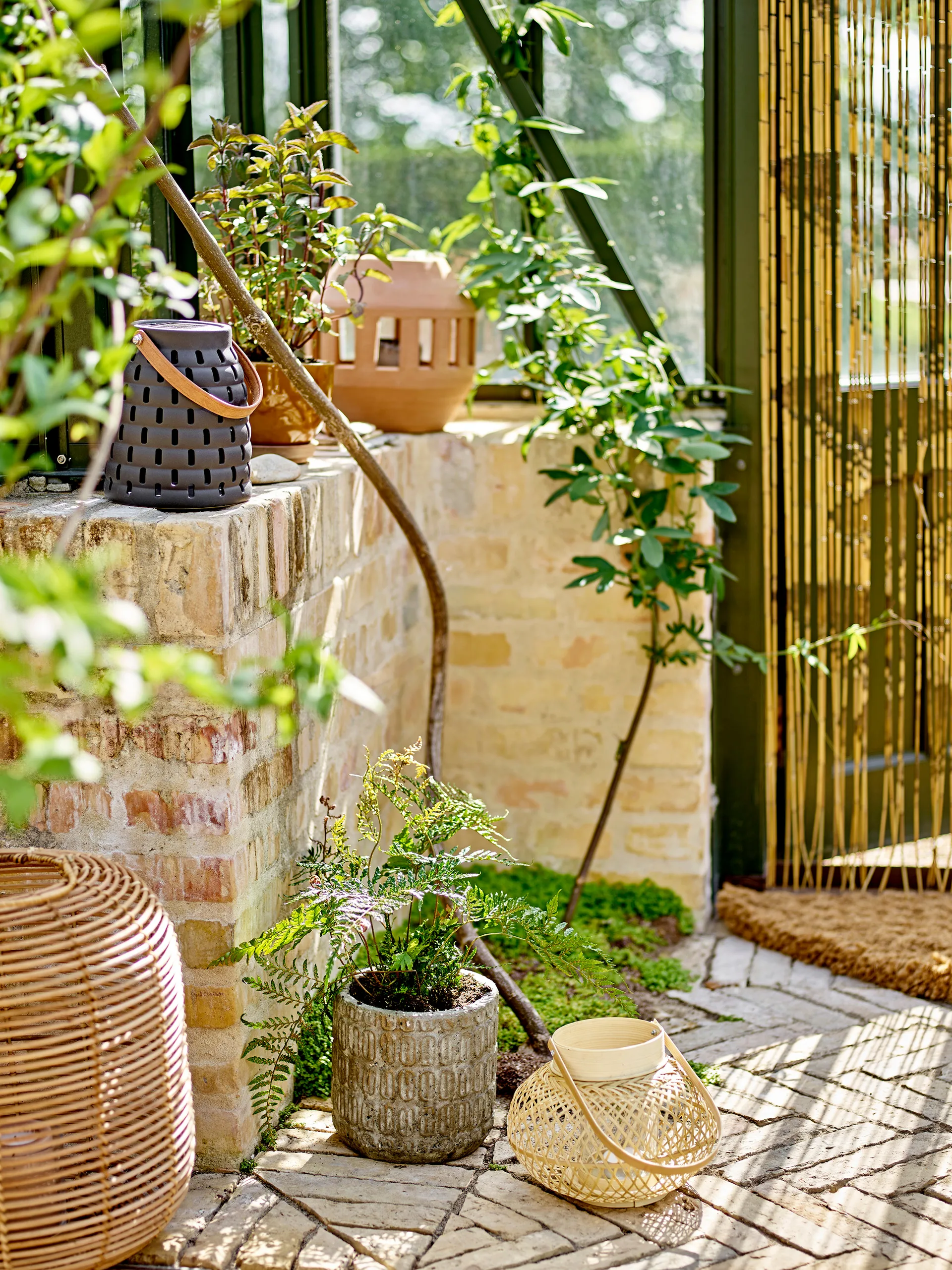 Lanterna lâmpada solar Trellis 18 cm , Preto  Bloomingville