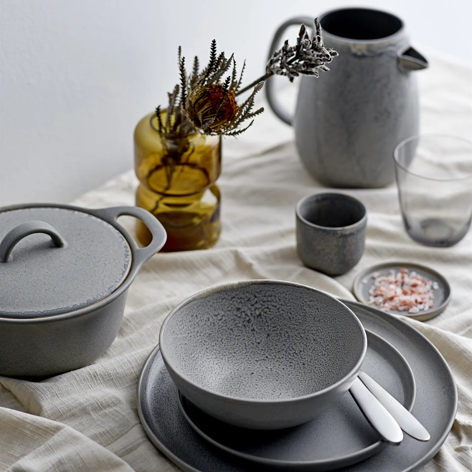 Manteigueira Kendra stoneware, Cinza Bloomingville