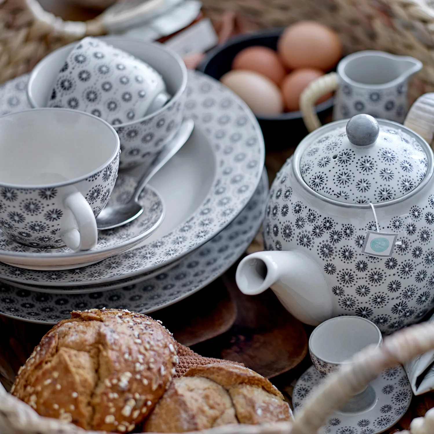 Prato para massas Elsa Ø28 cm, cinza Bloomingville