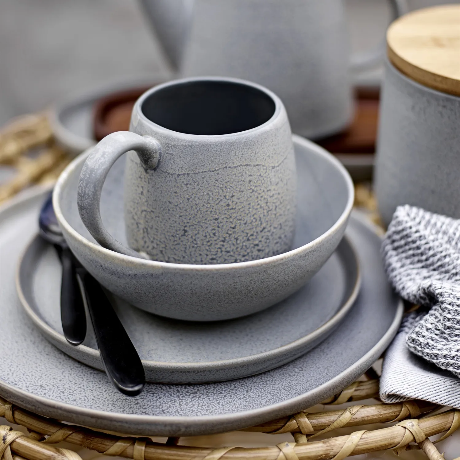 Prato pequeno Kendra Ø 20 cm, Cinza Bloomingville