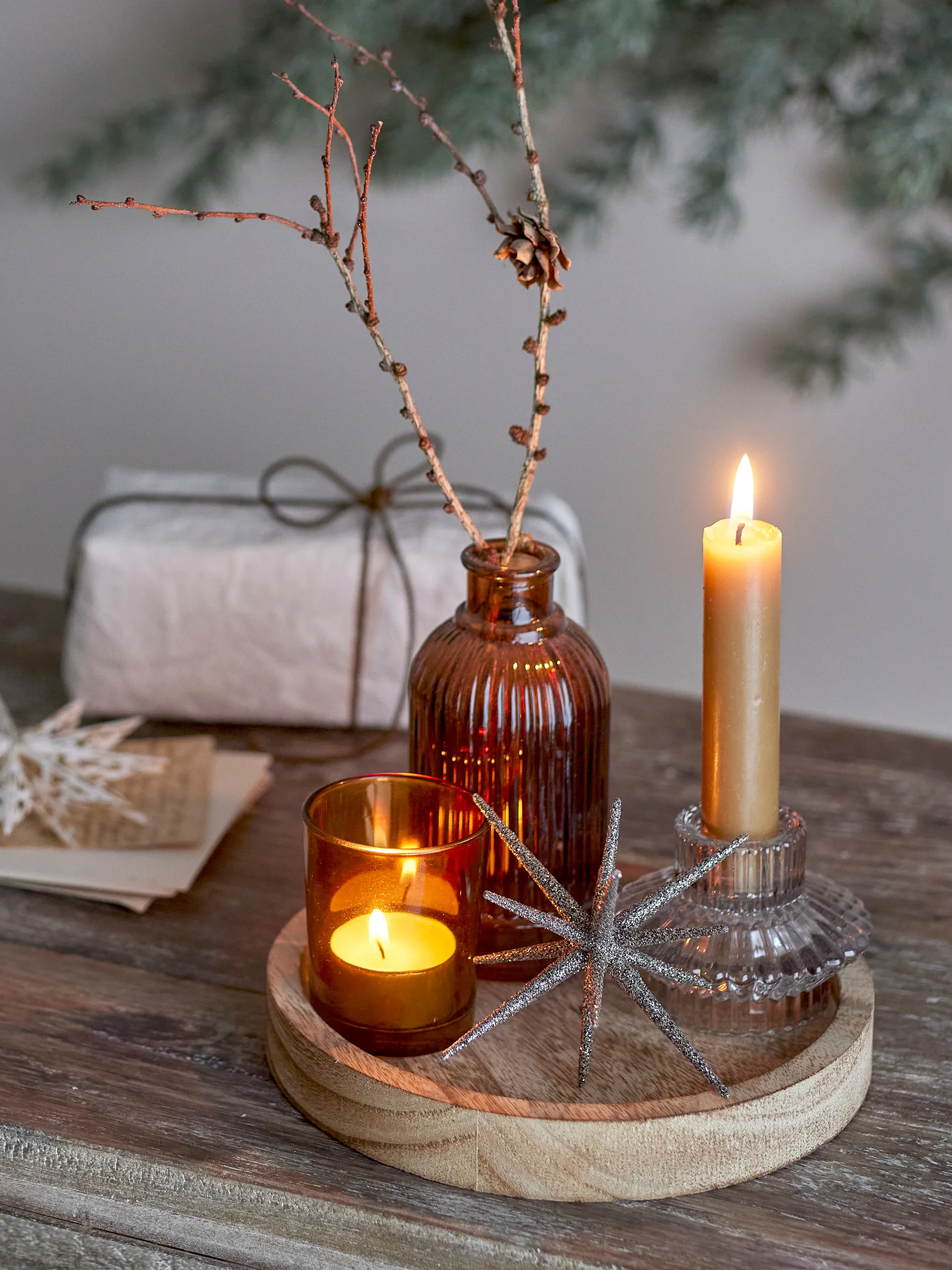 Sanga tabuleiro redondo com objetos decorativos 6 peças, Ouro Bloomingville