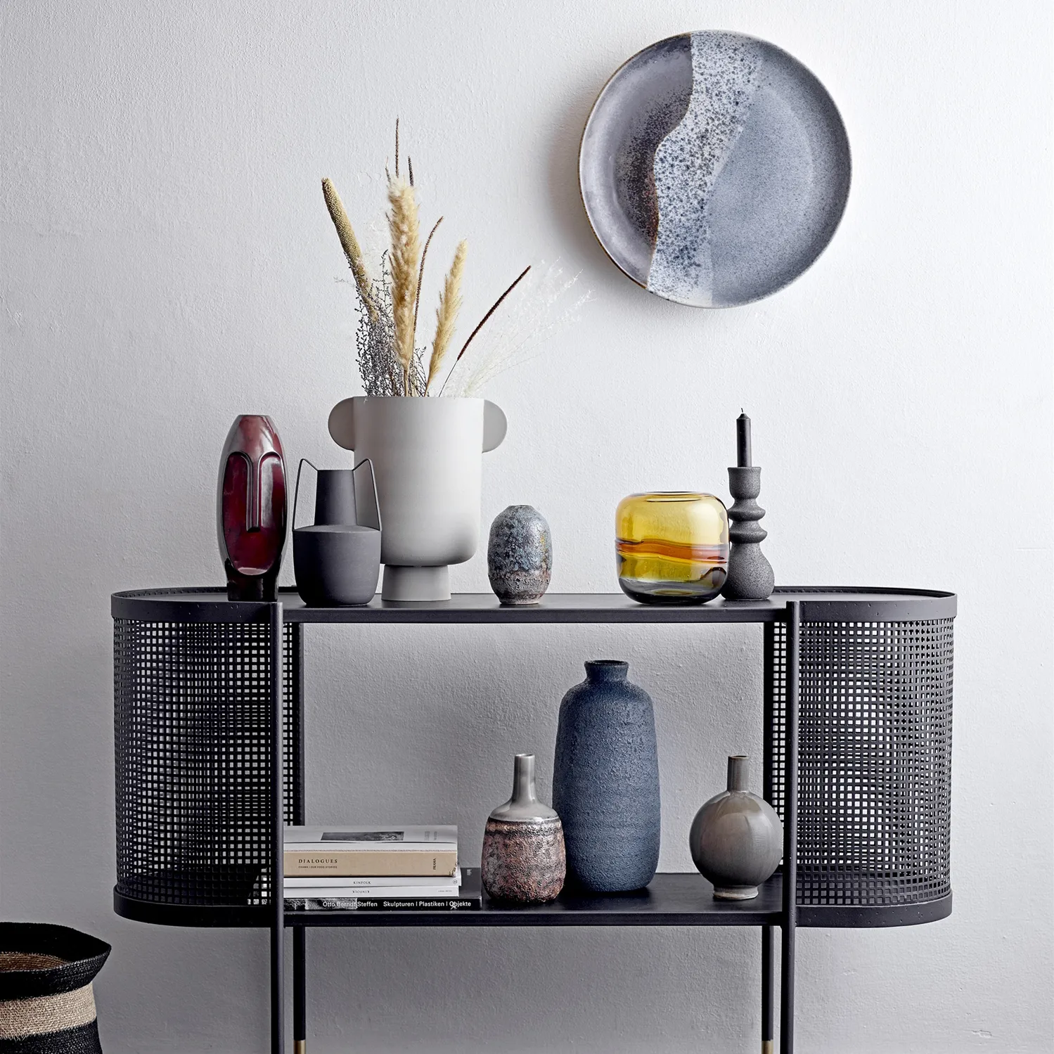 Vaso de metal com pega Bloomingville 20,5 cm, preto Bloomingville