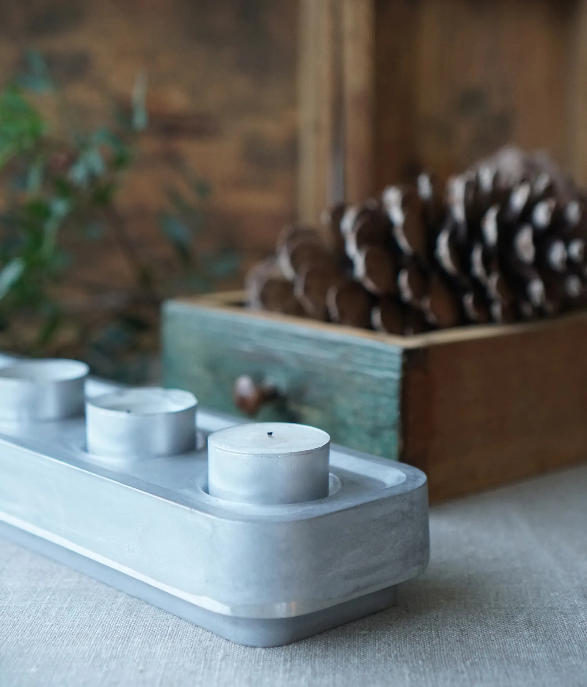 Suporte de velas polido Stumpastaken, 8,5x29,5 cm Born In Sweden