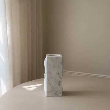 Carrara Edge vaso de mármore - Médio, 30 cm - Botané