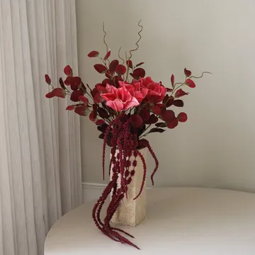Deep bloom ramo artificial - Amarílis, eucalipto, amaranto, ramos, 120 cm - Botané