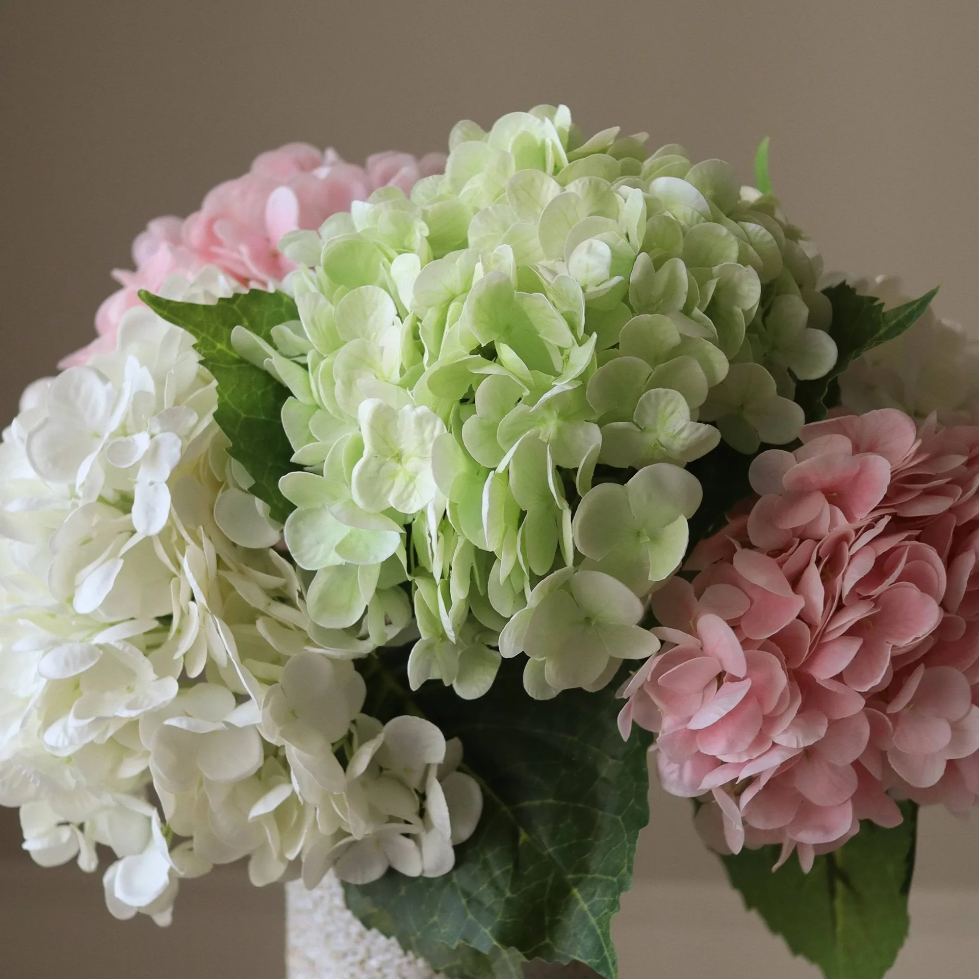 Hortênsia buquê artificial, Rosa-branco-verde, 7 un. Botané