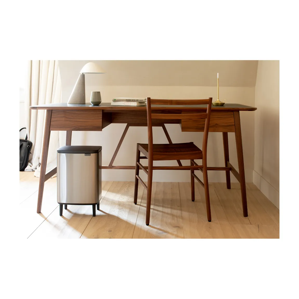 Bo caixote de lixo alto 12 L, Aço escovado matte Brabantia