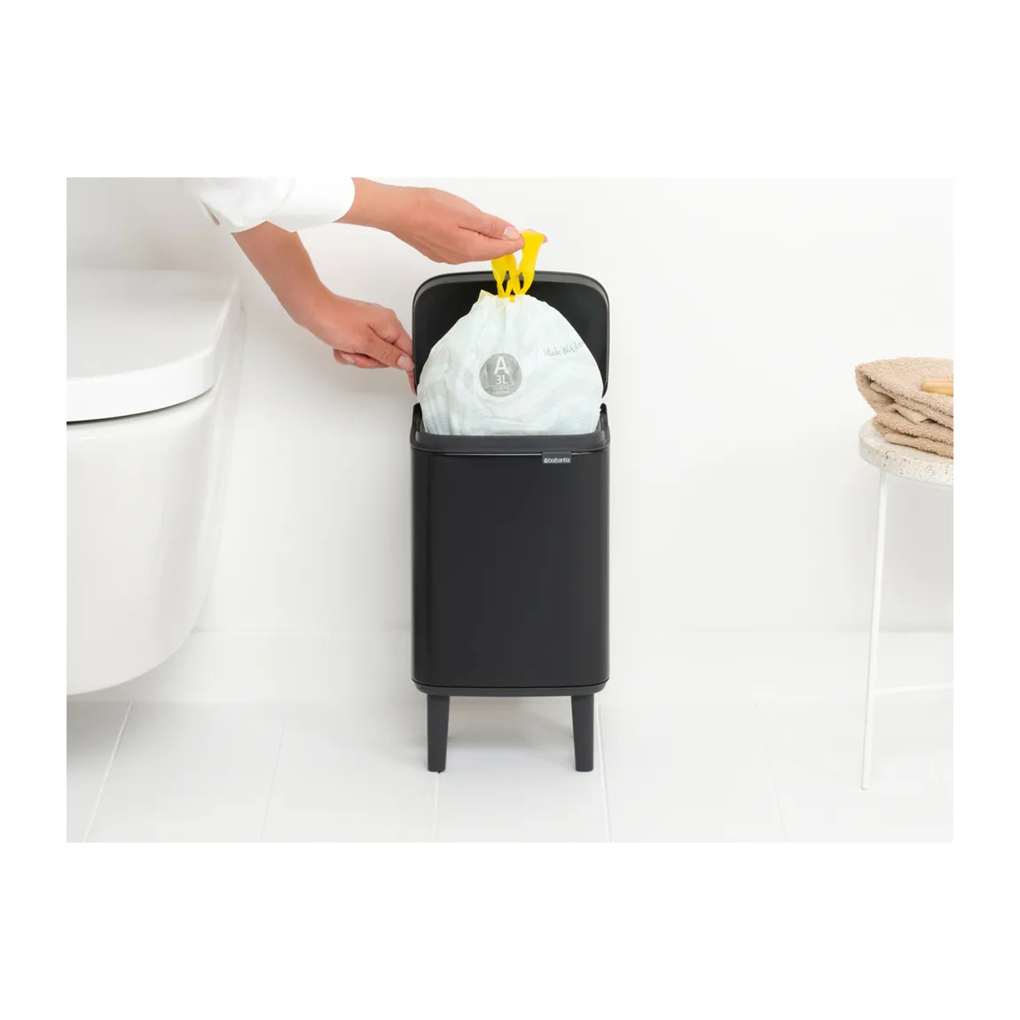 Bo caixote de lixo alto 4 L, Preto matte Brabantia