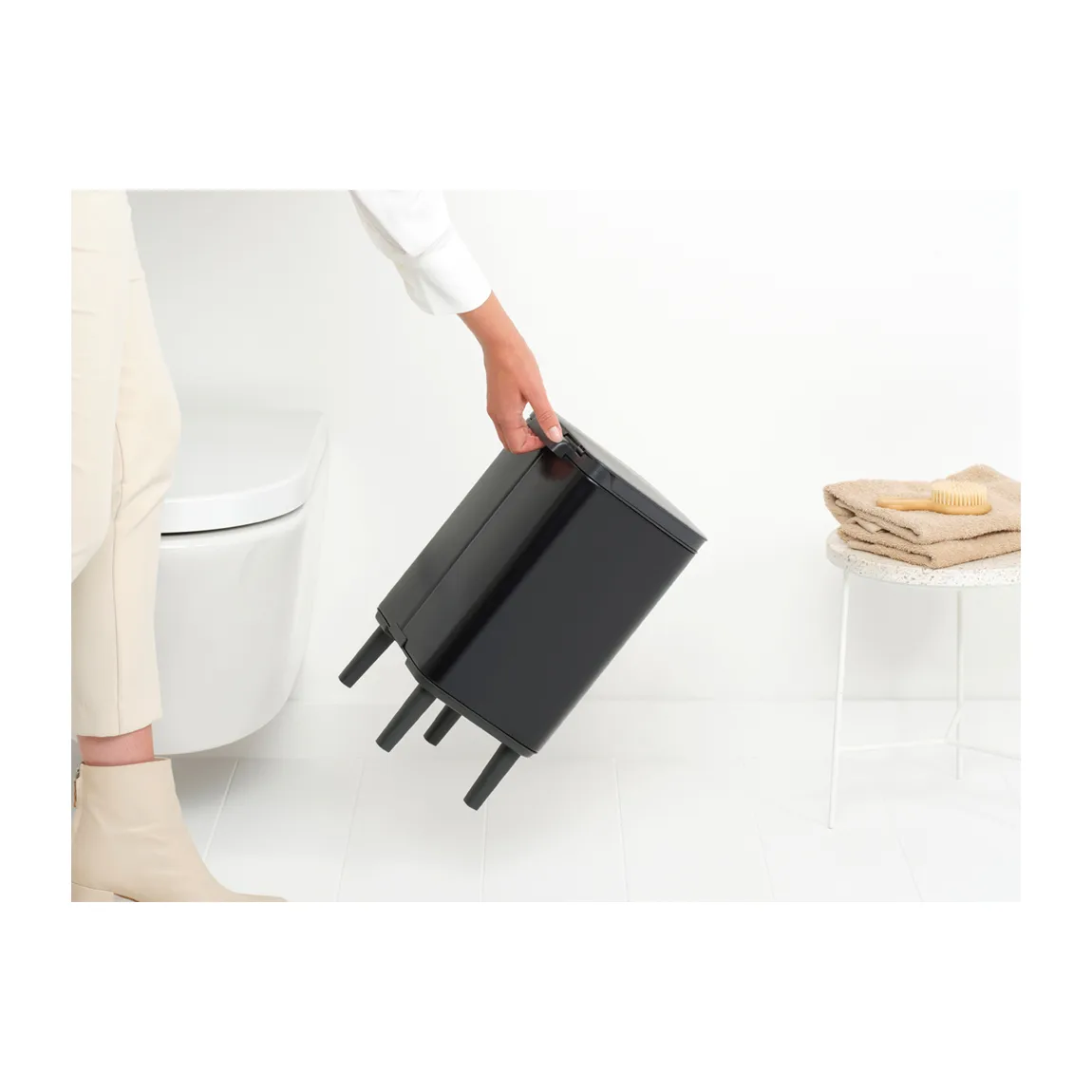 Bo caixote de lixo alto 7 L, Preto matte Brabantia