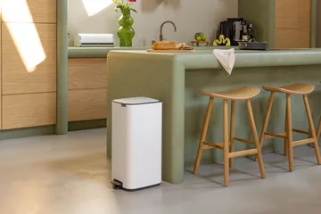 Bo caixote do lixo com pedal 30 L - Branco - Brabantia
