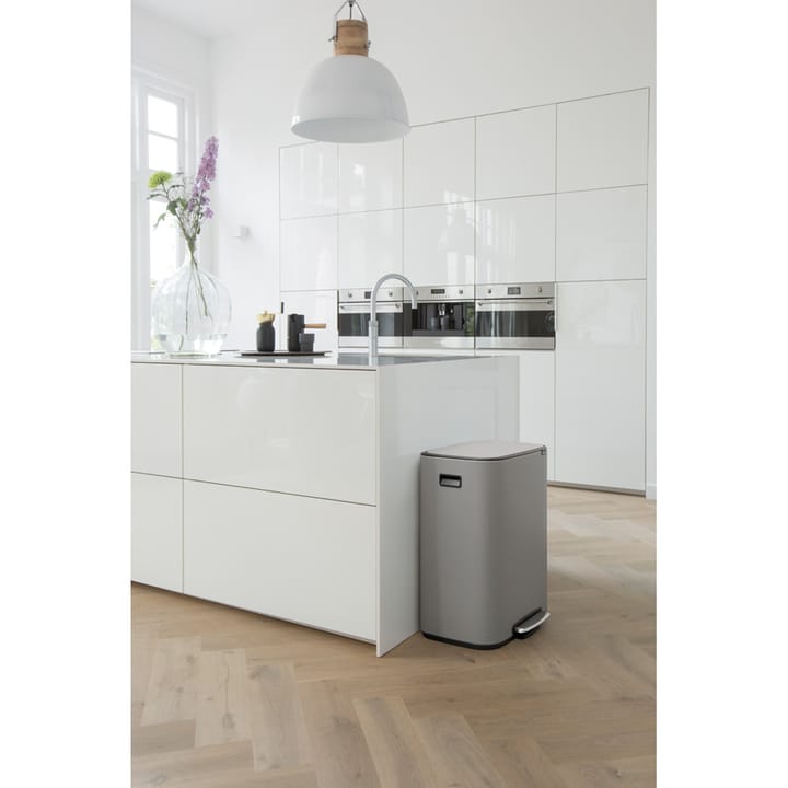 Caixote com pedal Bo Bin 2x30 L, Mineral concrete grey Brabantia