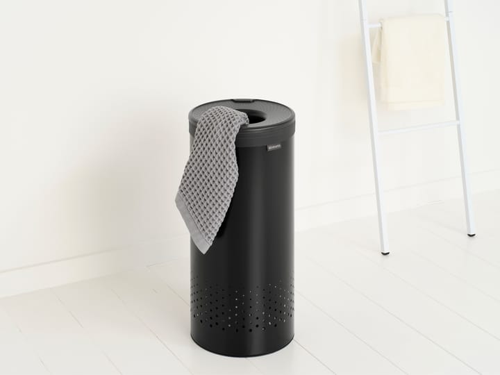 Cesto da roupa Brabantia com tampa de plástico 35 L, Preto mate Brabantia