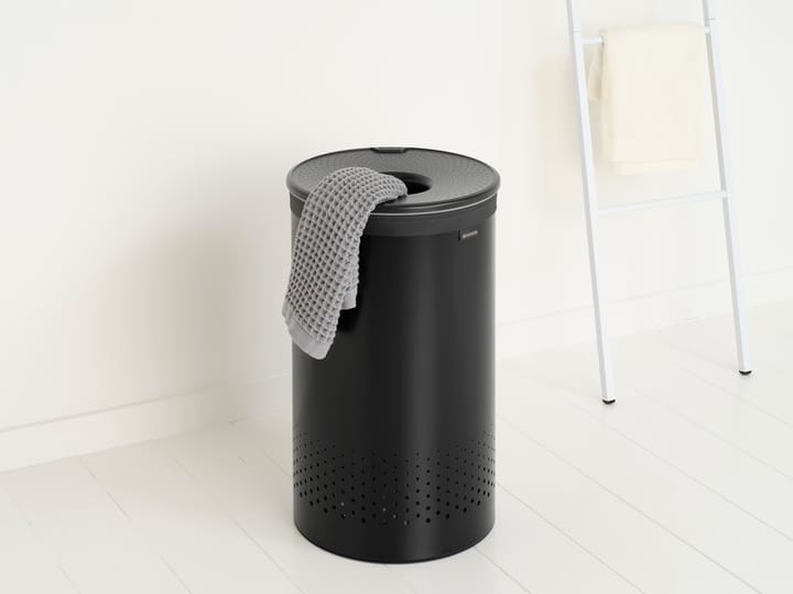 Cesto de roupa Brabantia com tampa de plástico 60 L, Preto mate Brabantia