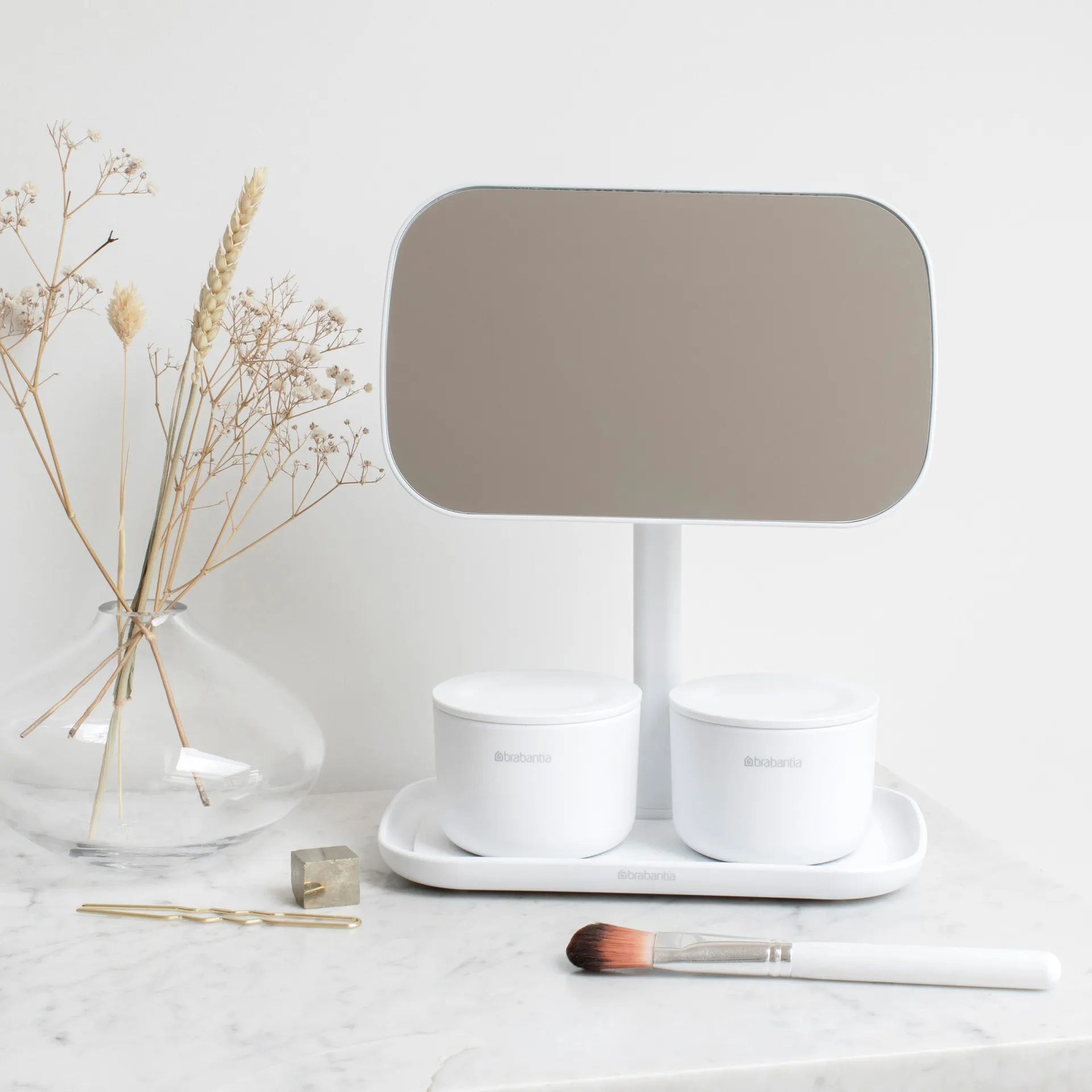 Espelho com bandeja de arrumação ReNew, branco Brabantia