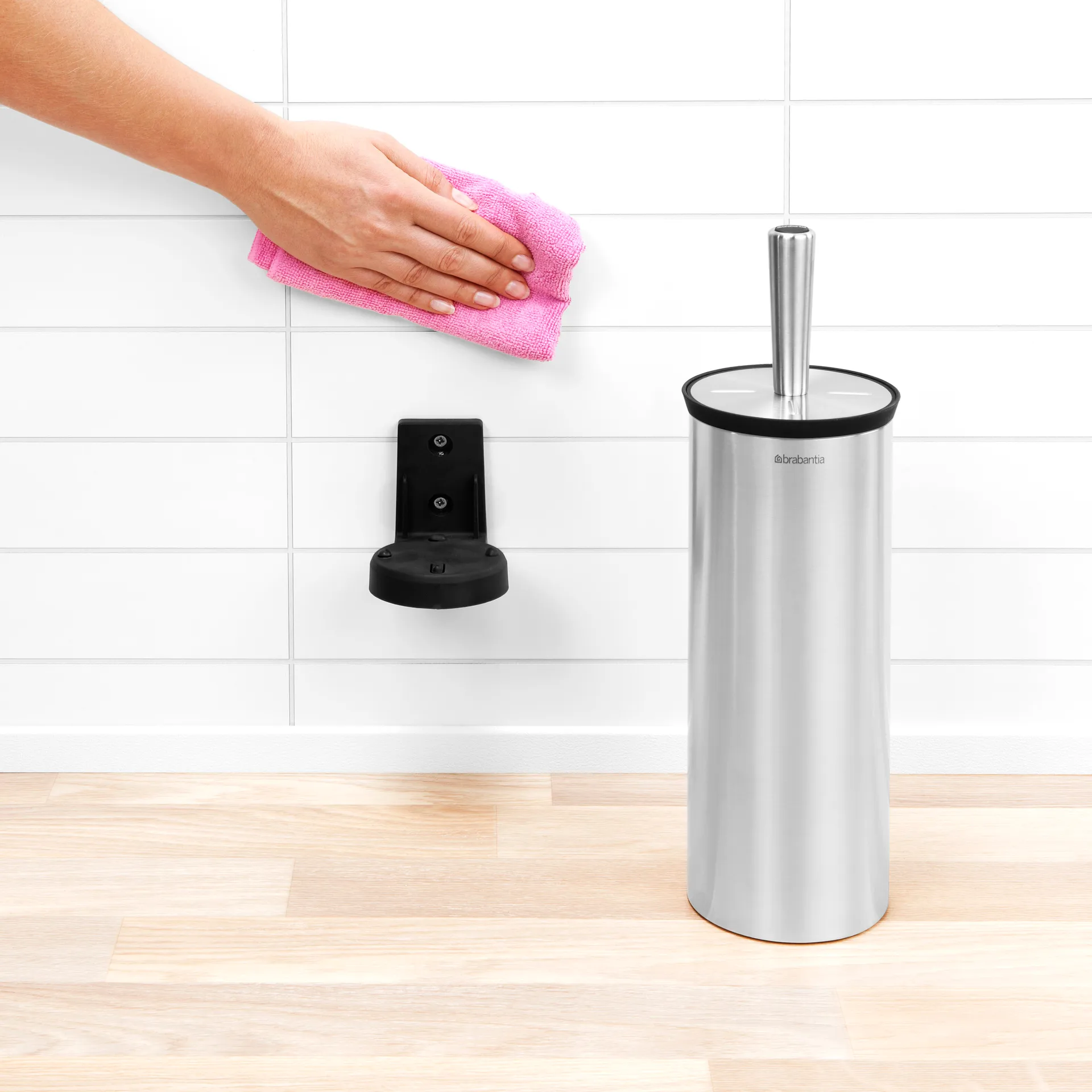 Piaçaba com suporte de parede Profile, aço mate Brabantia