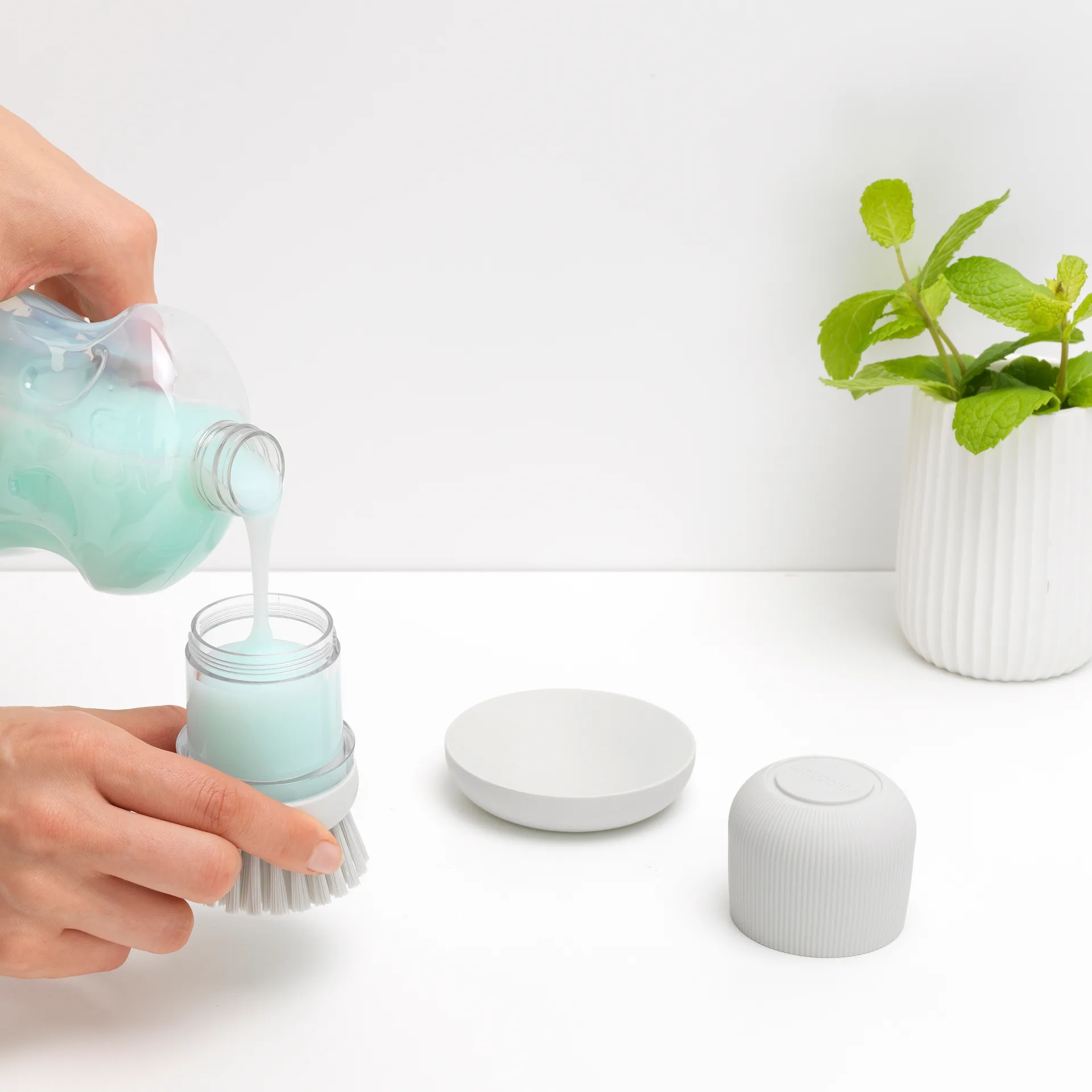 Suporte para detergente de louça e escova Brabantia, light grey Brabantia