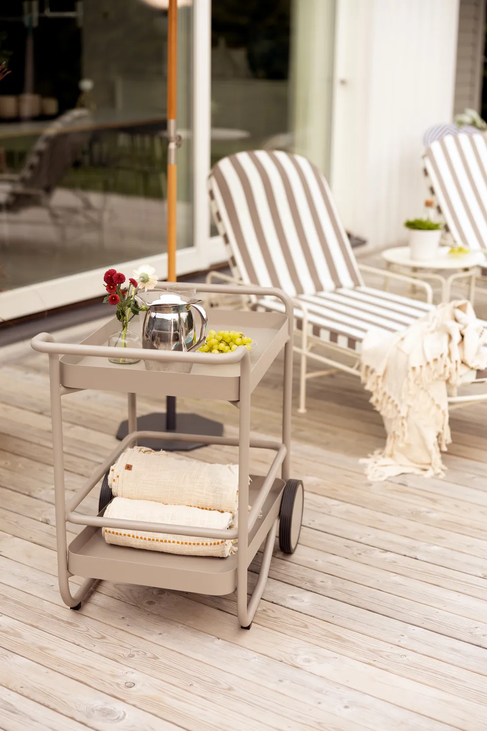 Arts espreguiçadeira 196x96 cm, Branco suave-riscas beges Brafab