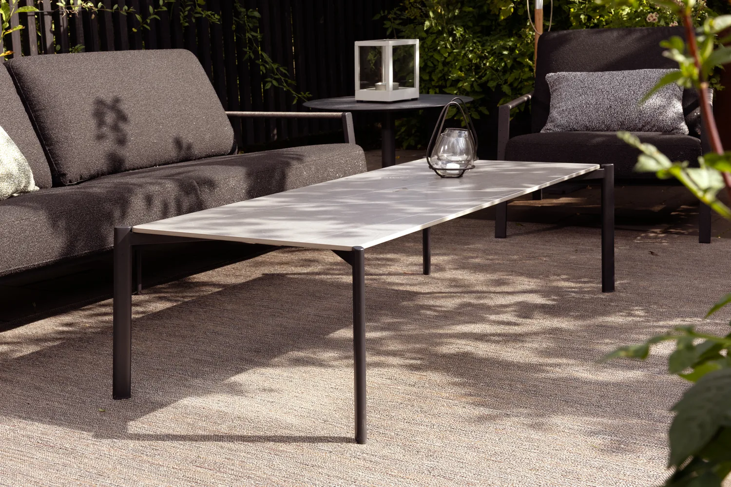 Lyra poltrona, Preto-teddy preto Brafab