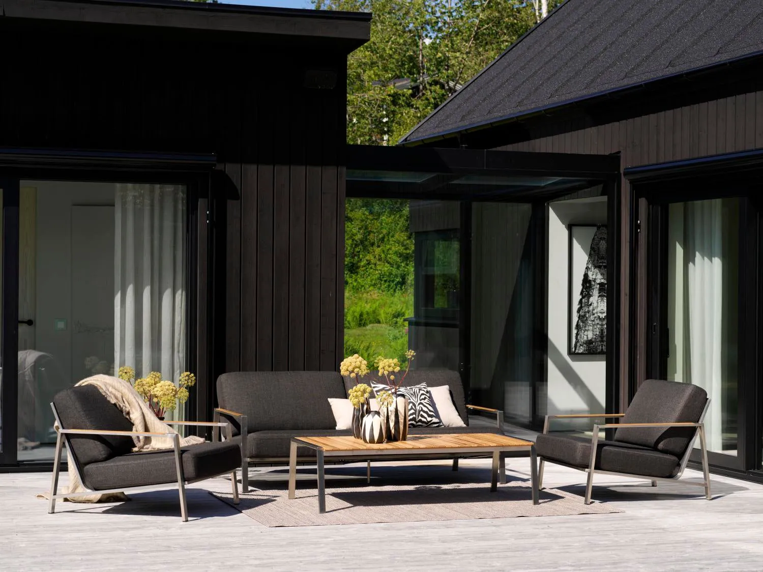 Naos poltrona, Aço inoxidável-quase preto Brafab