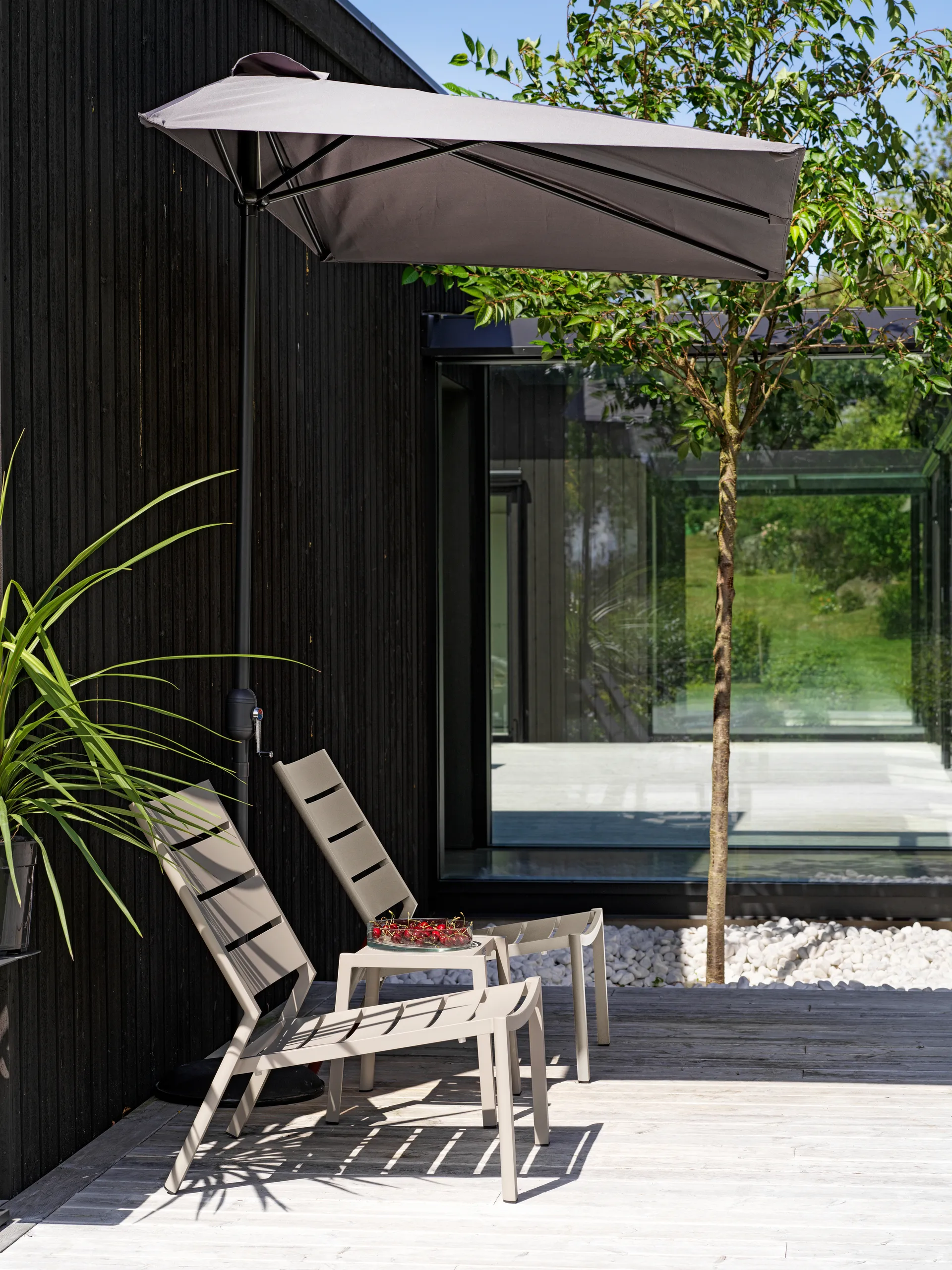 Poltrona Delia lounge, Anthracite Brafab