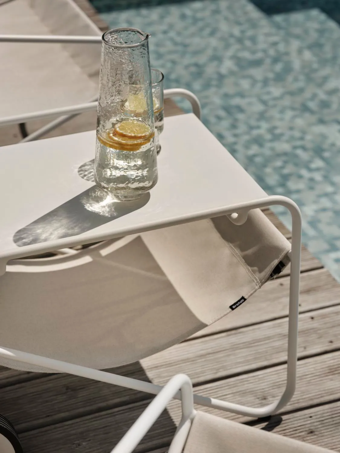 Poul Table mesa lateral, White-off white, 72x44 cm Brafab