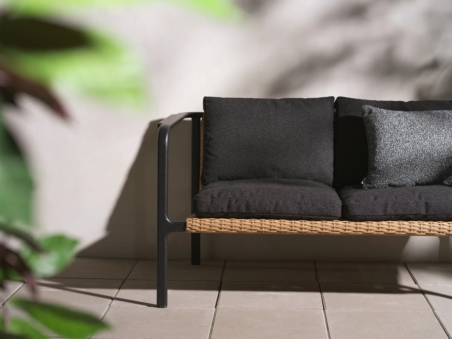 Sofá Motty, Preto-teddy black, 2-lugares Brafab